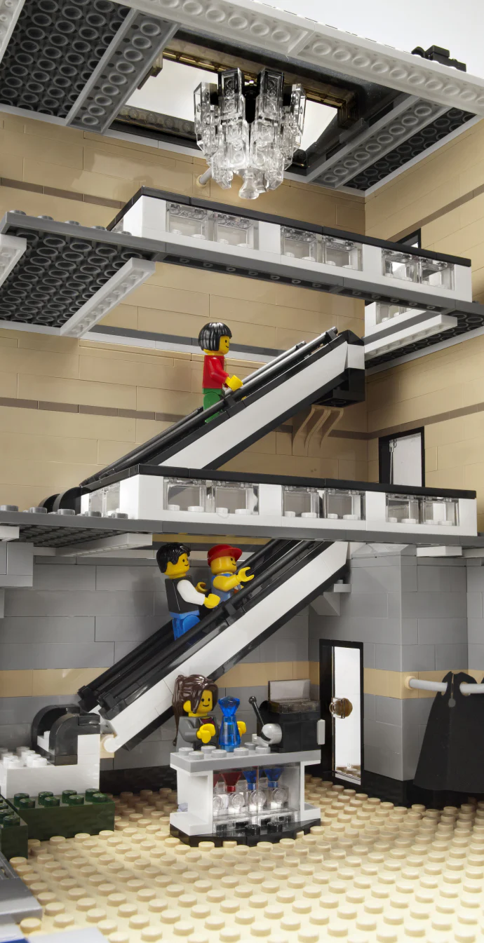 Grand Emporium - Image 10