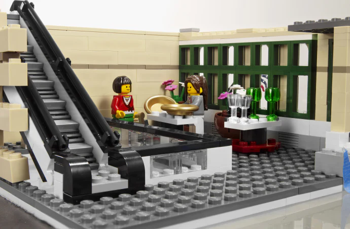 Grand Emporium - Image 13