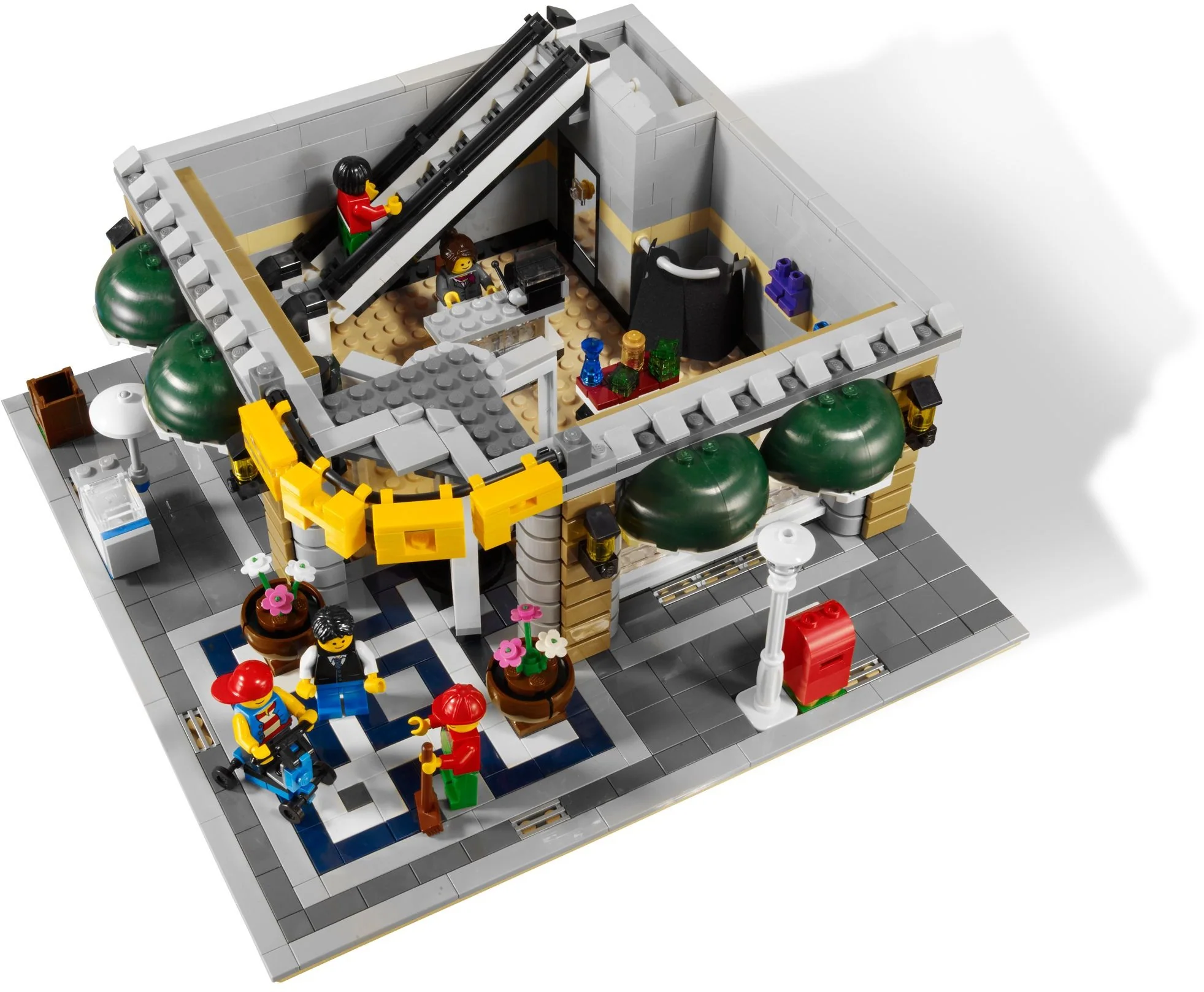 Grand Emporium - Image 22