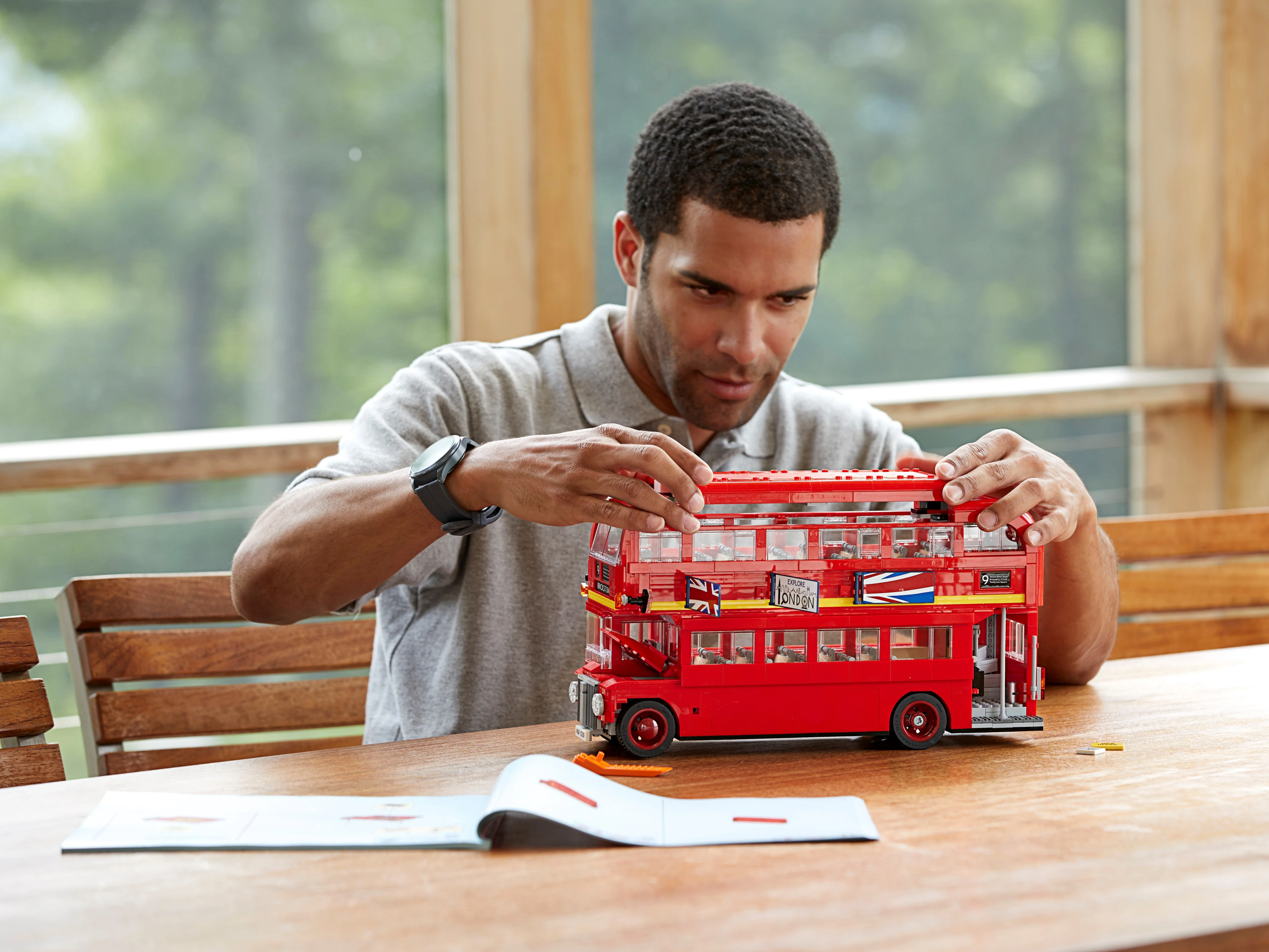 London Bus - Image 15