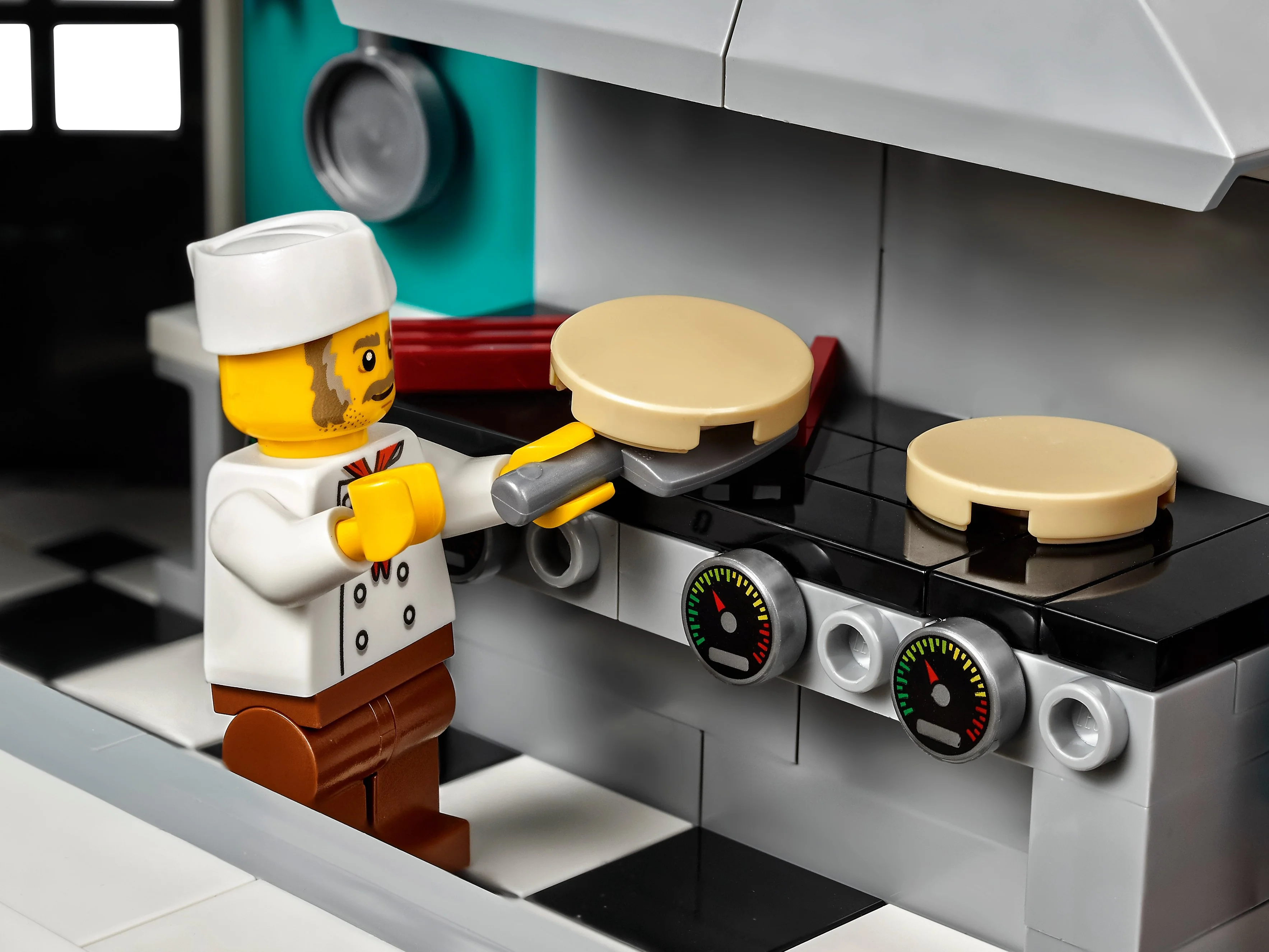 Downtown Diner - Image 13