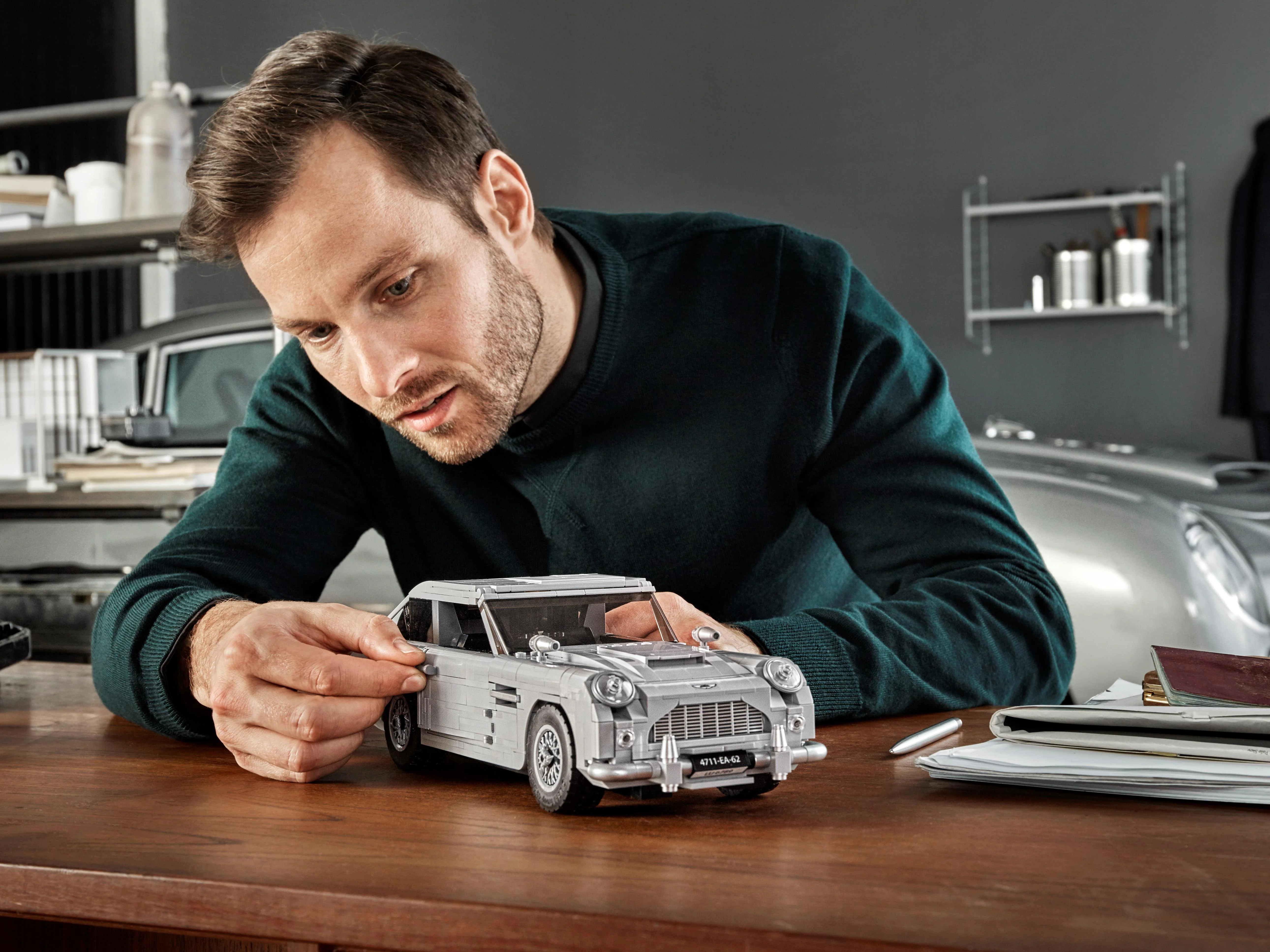 James Bond Aston Martin DB5 - Image 19