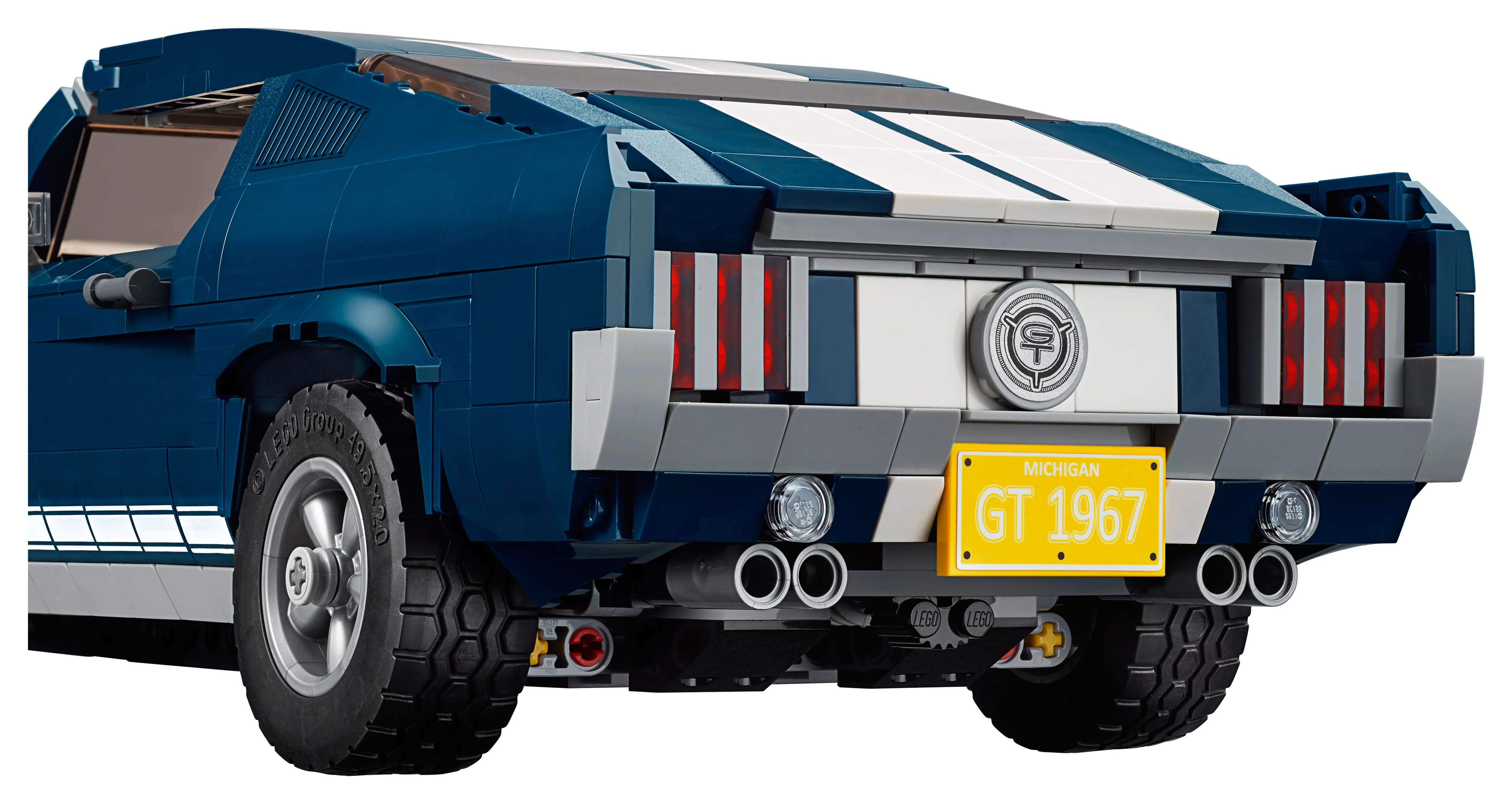 Ford Mustang - Image 9