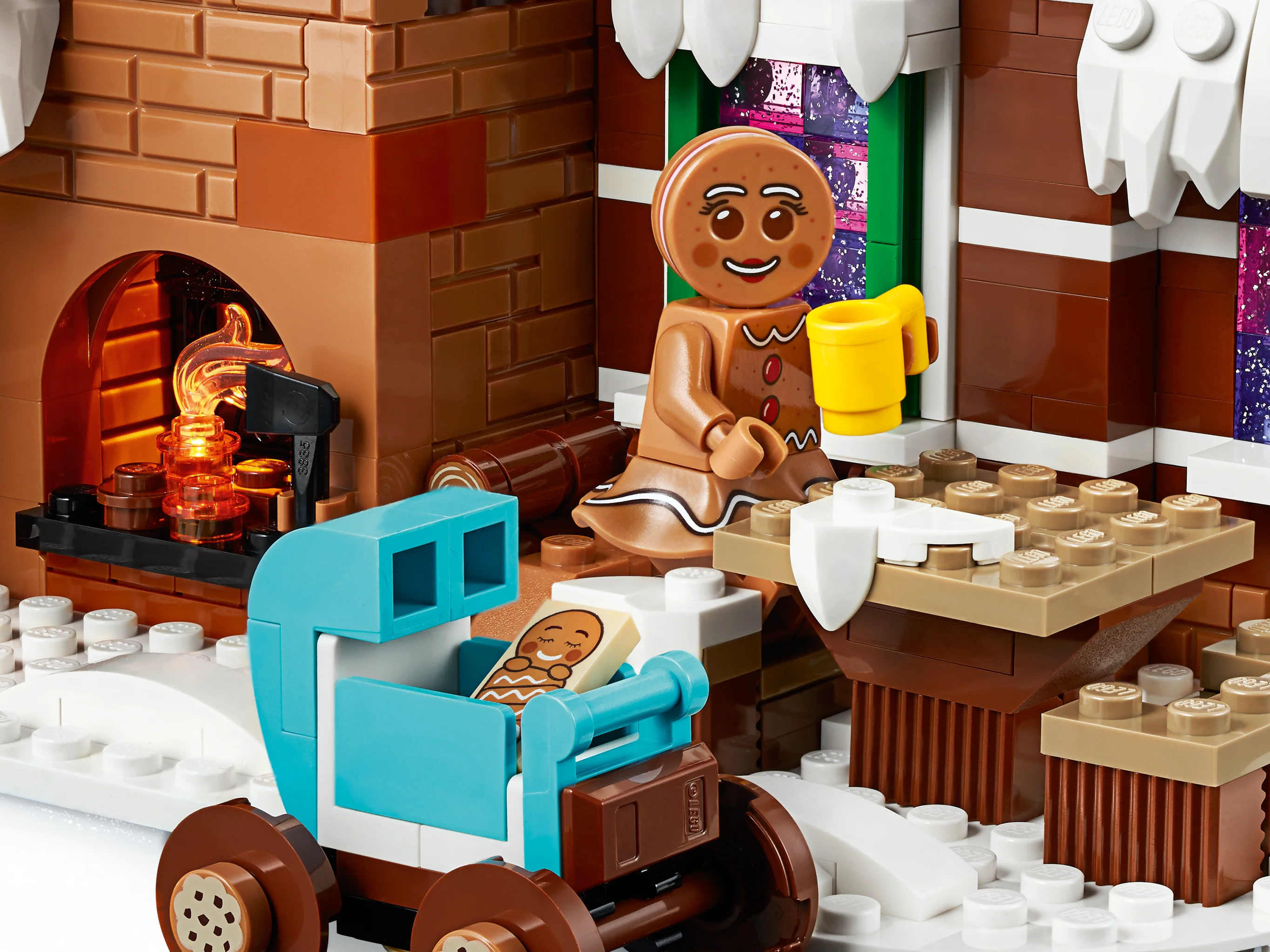 Gingerbread House - Image 15