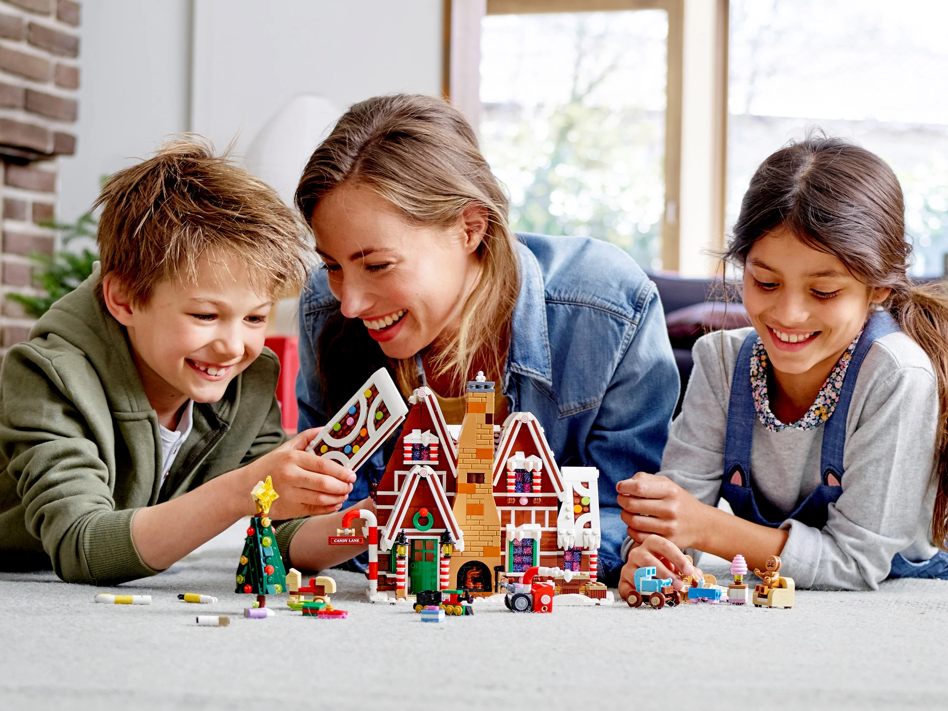 Gingerbread House - Image 7