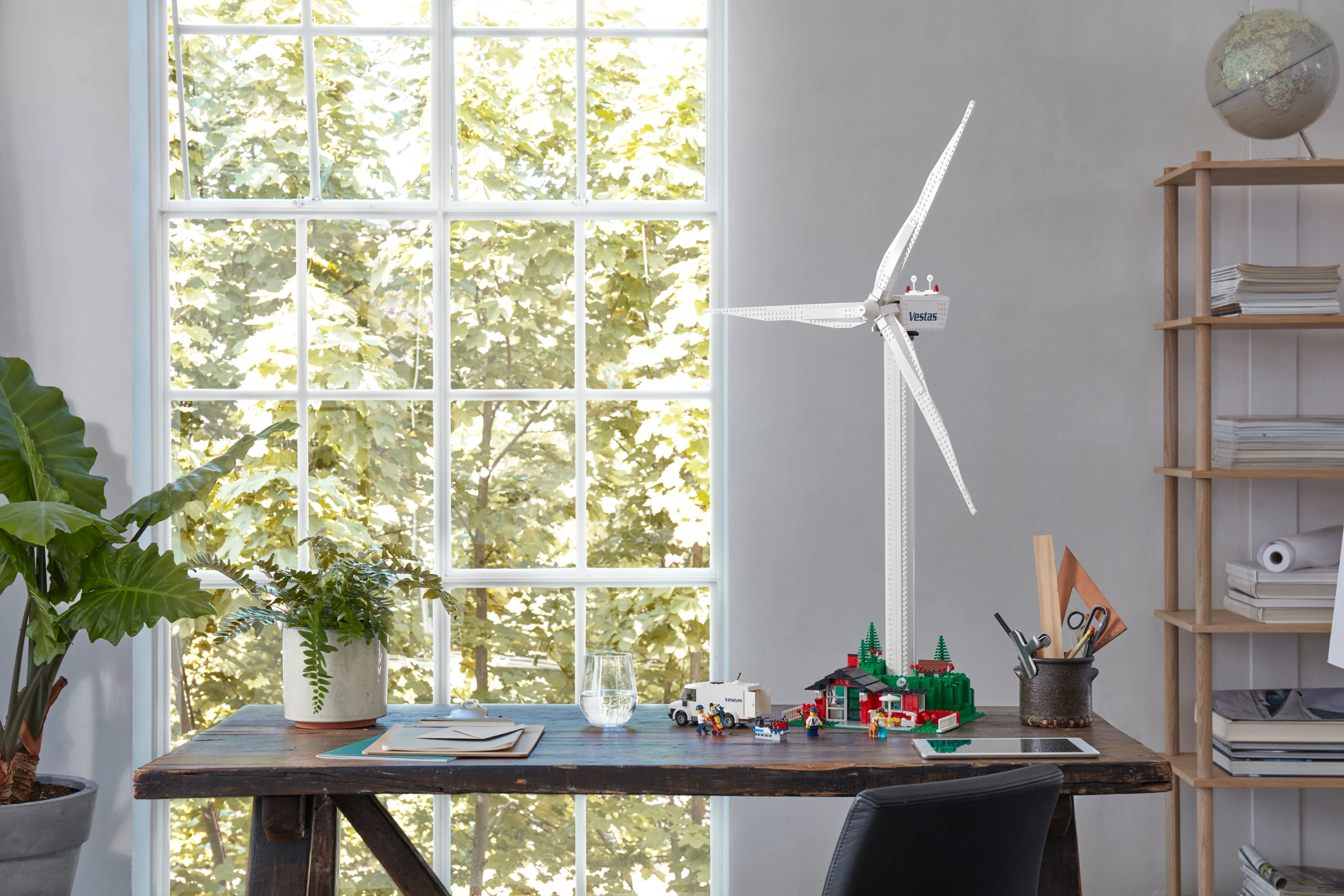 Vestas Wind Turbine - Image 22