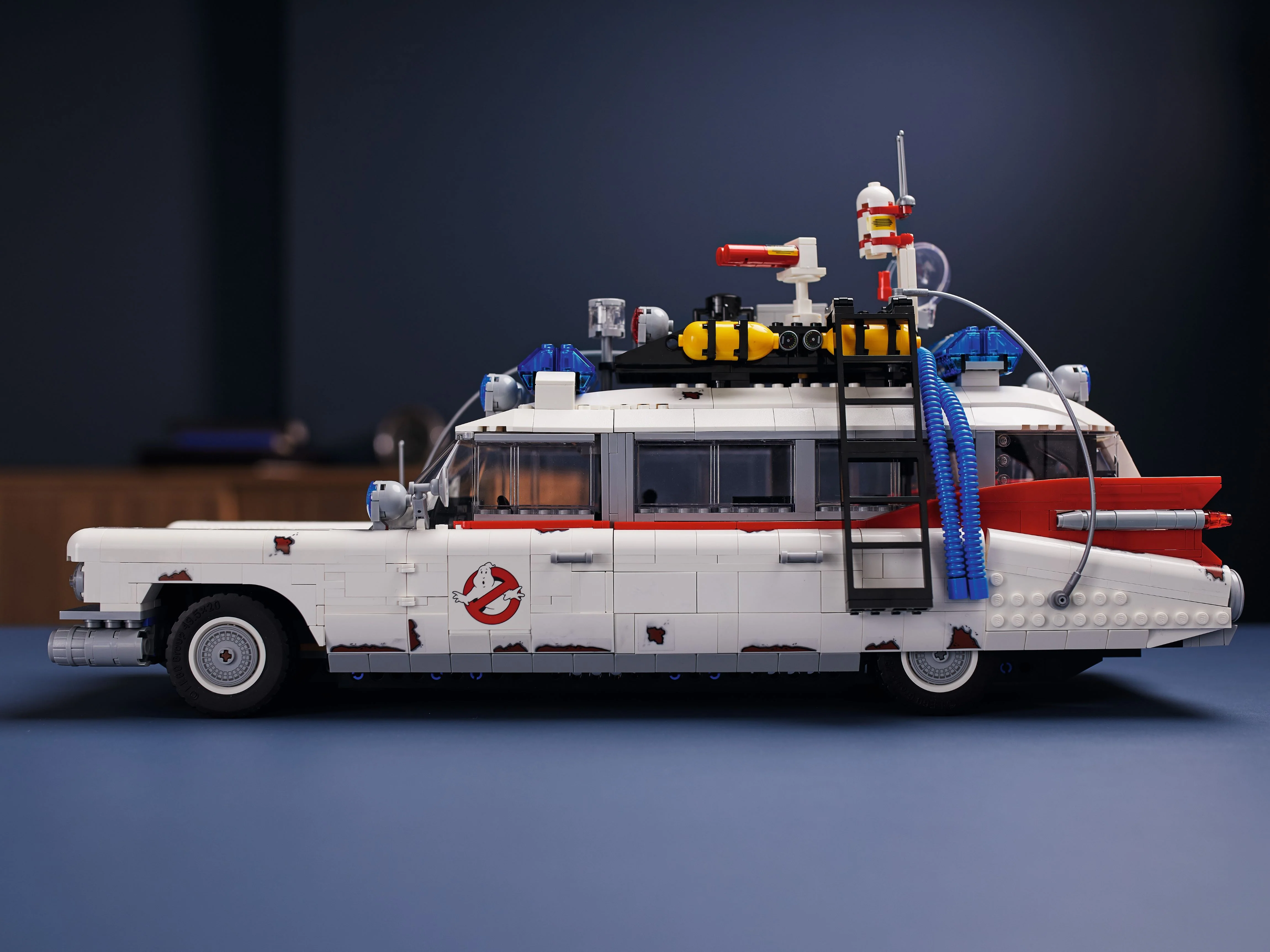 Ghostbusters ECTO-1 - Image 15