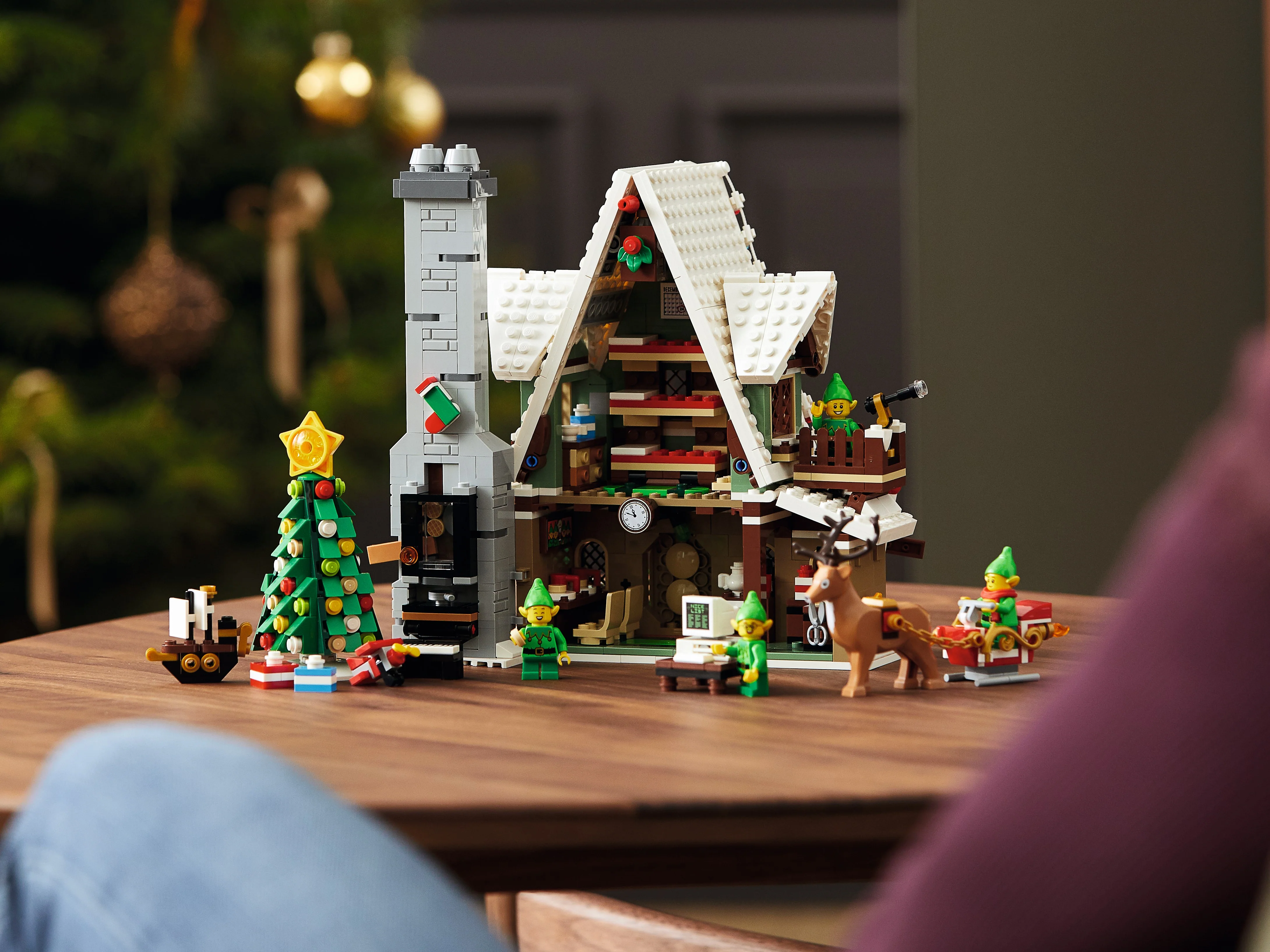 Elf Club House - Image 17