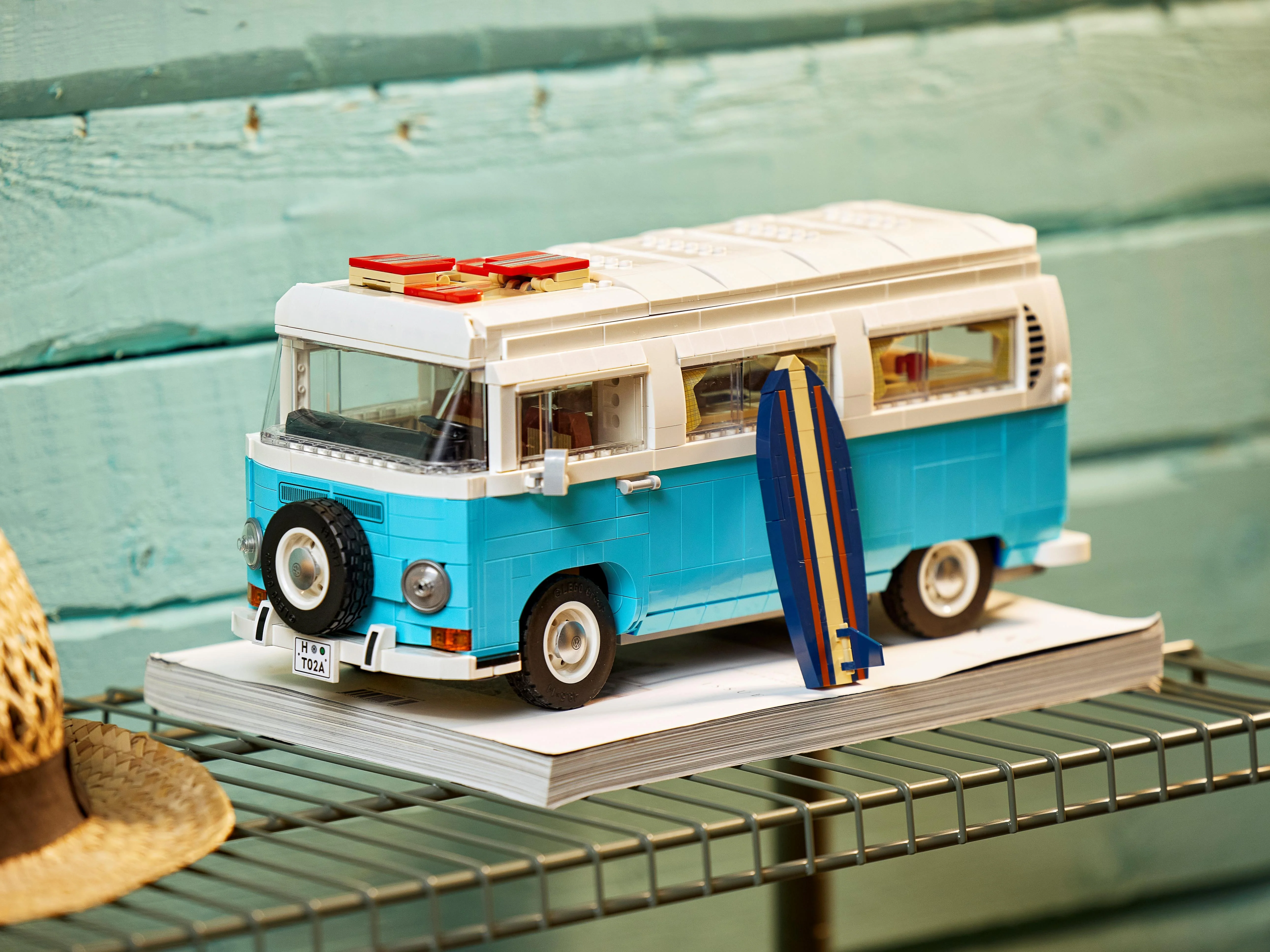 Volkswagen T2 Camper Van - Image 26