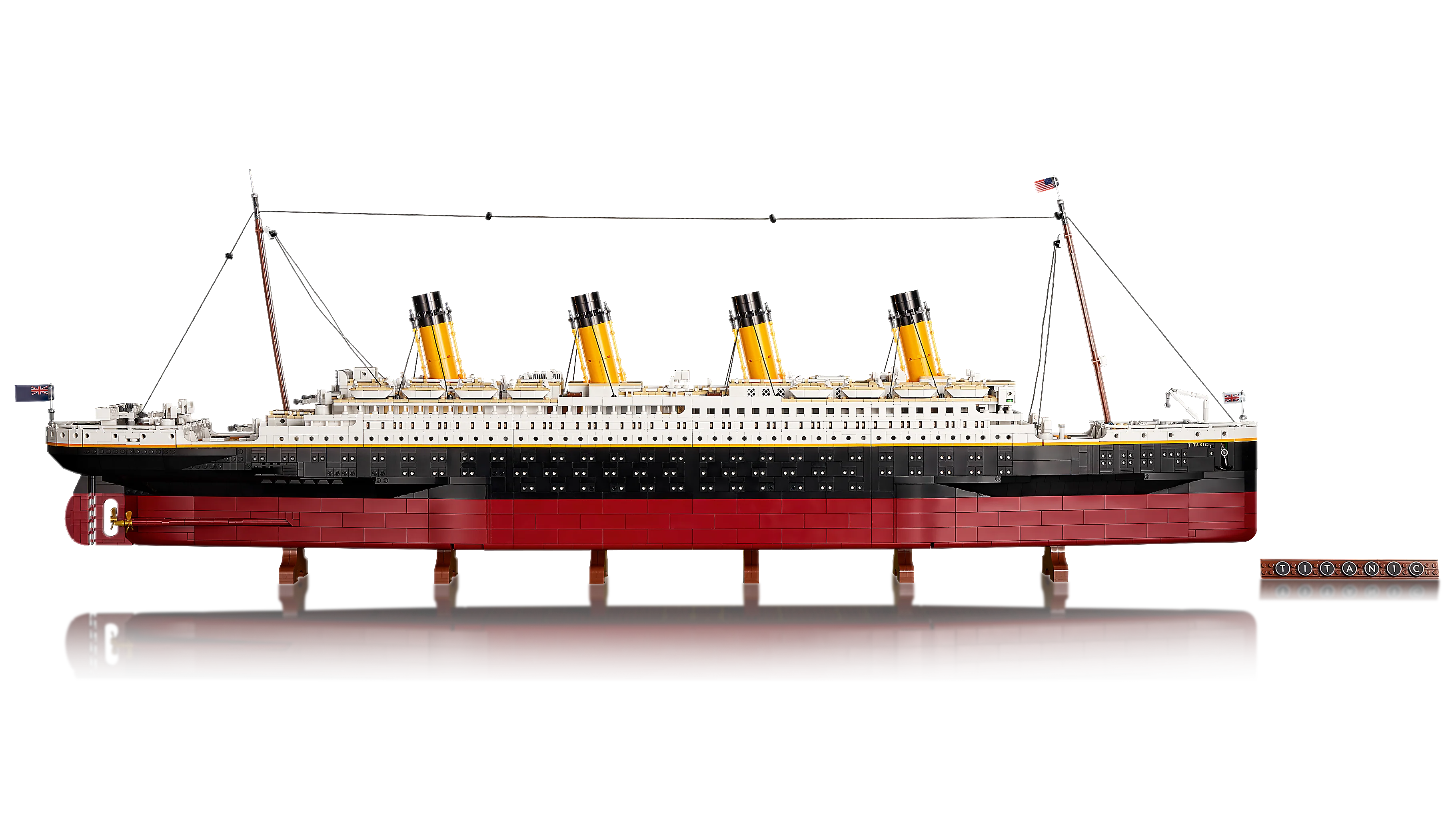 LEGO® Titanic - Image 5