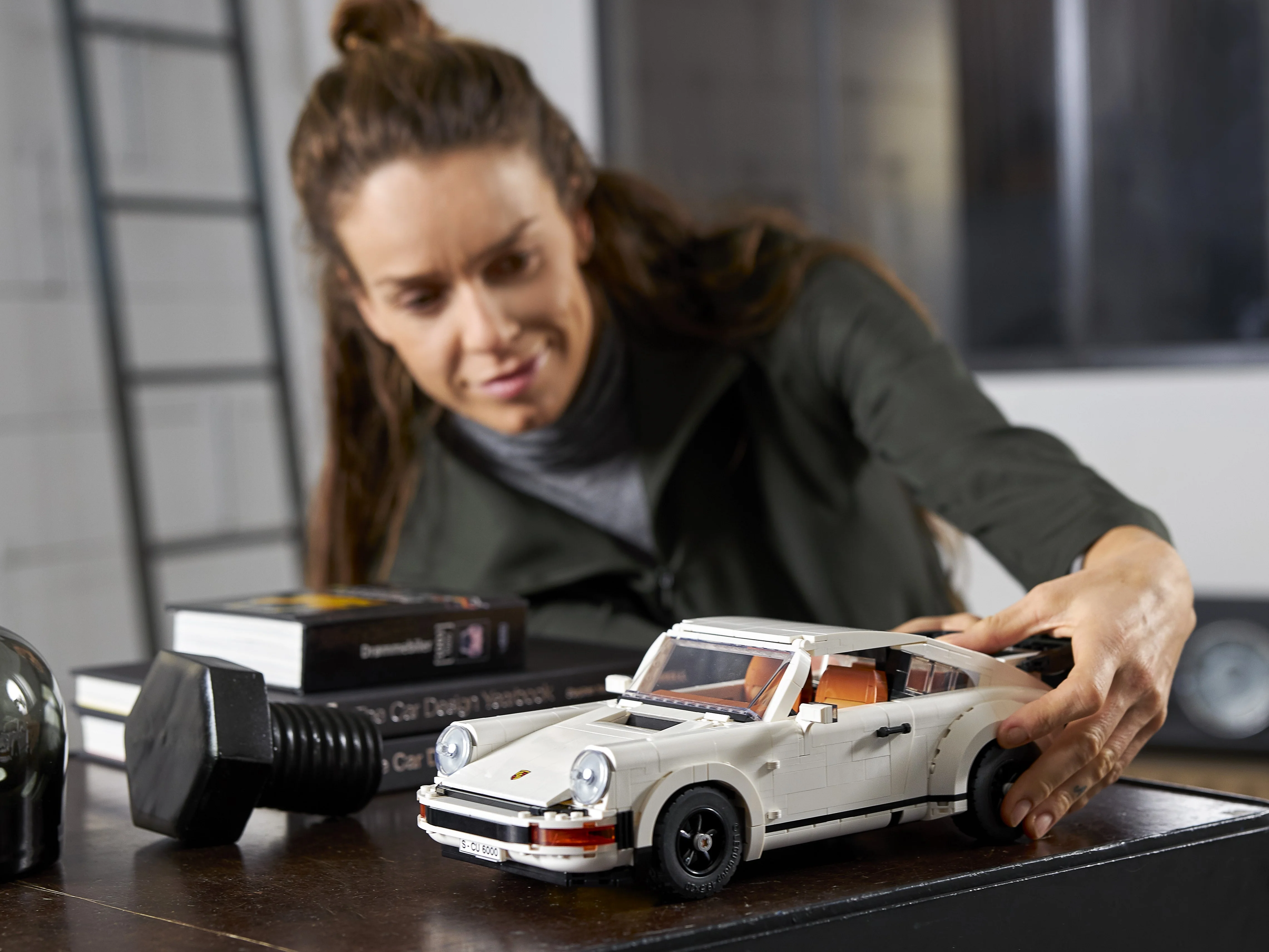Porsche 911 - Image 24