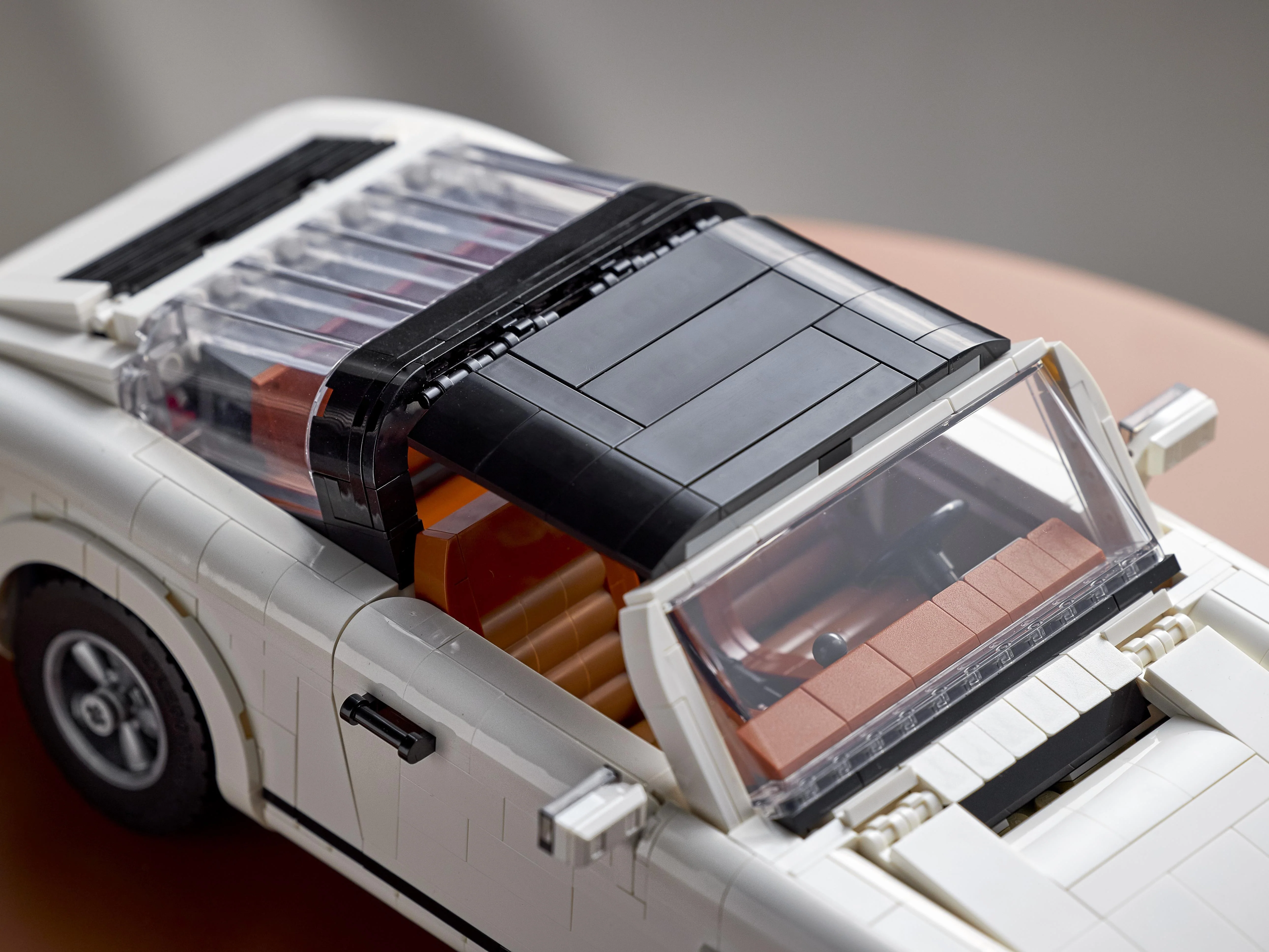 Porsche 911 - Image 36
