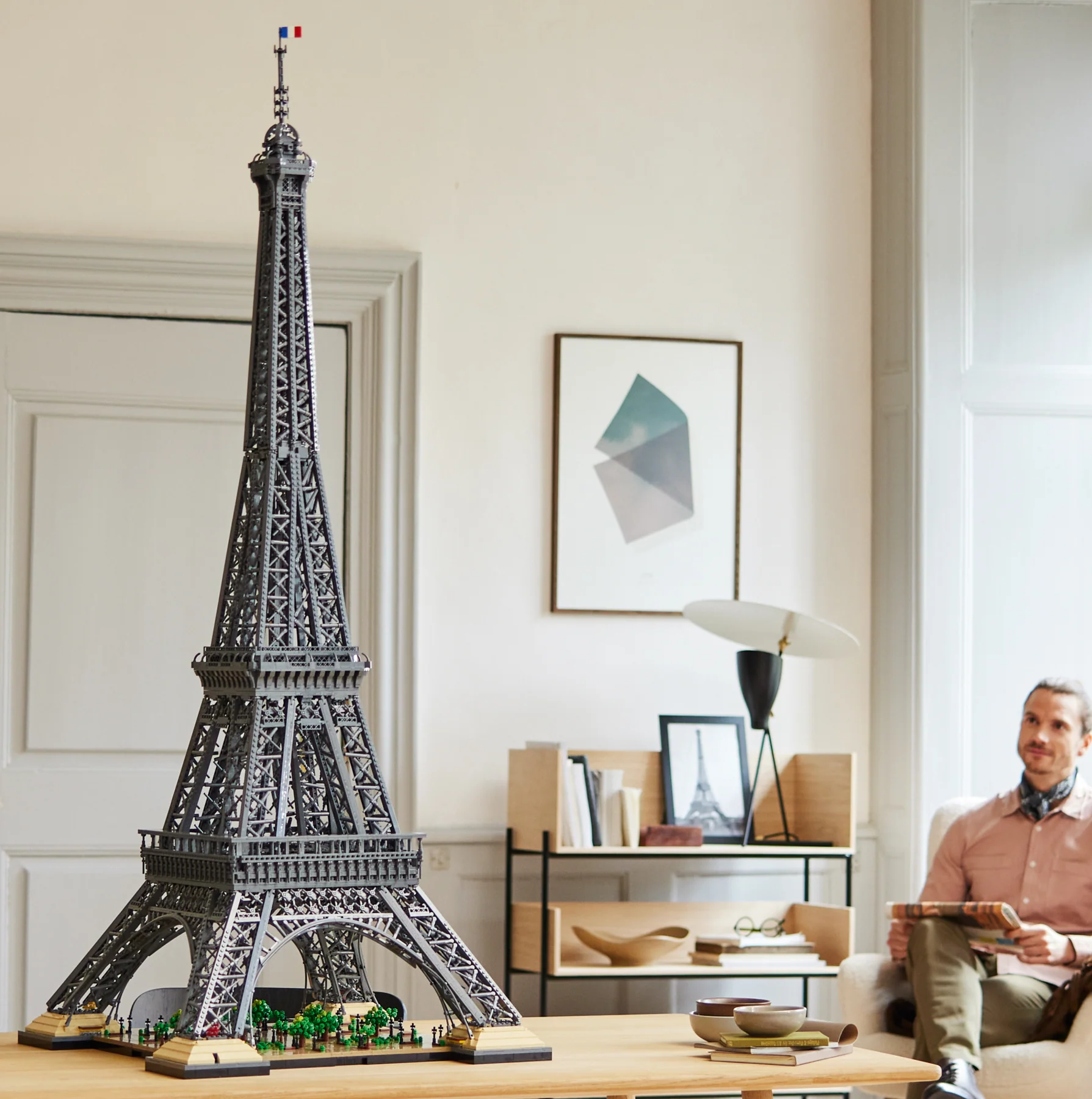 Eiffel tower - Image 11