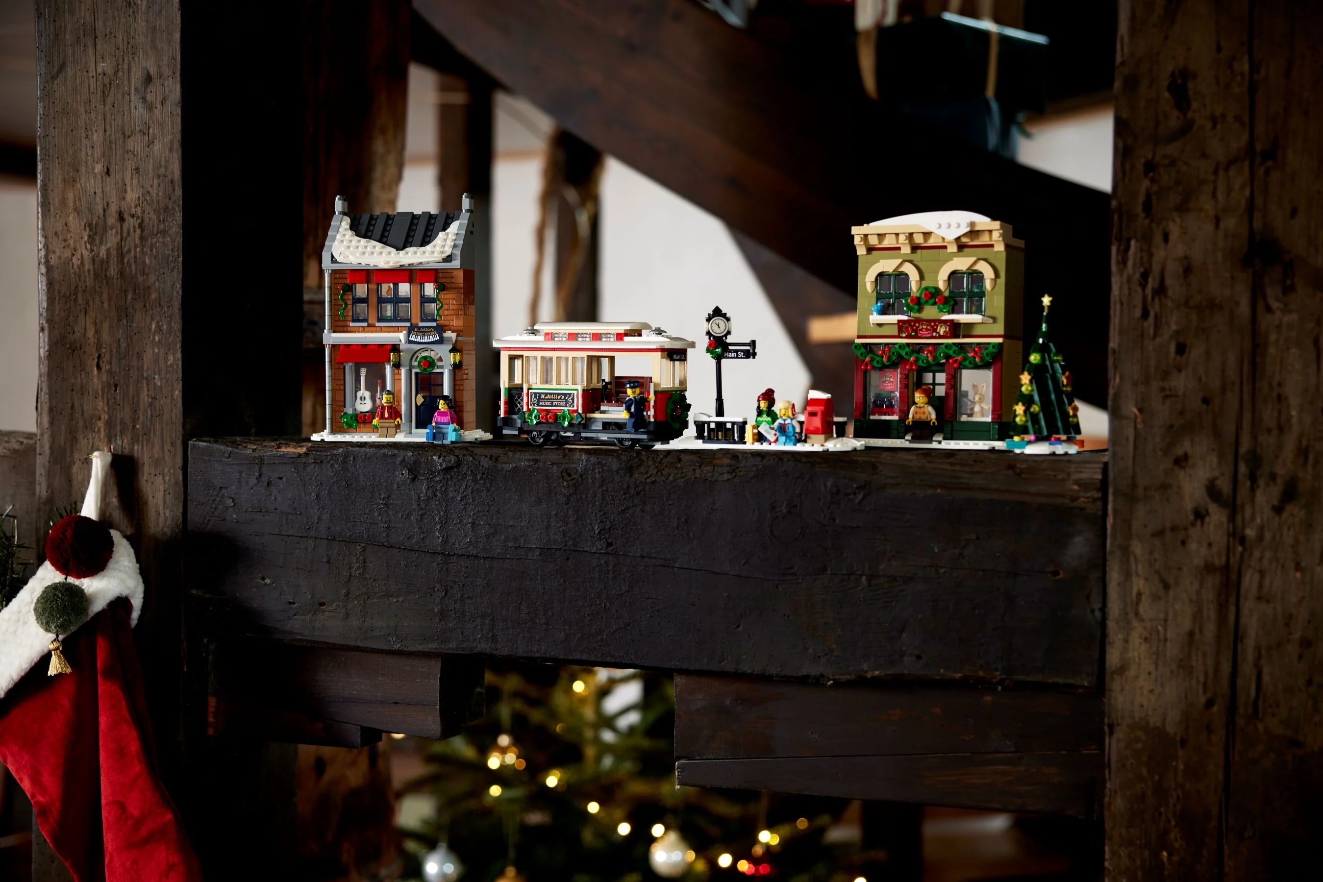 Holiday Main Street - Image 11