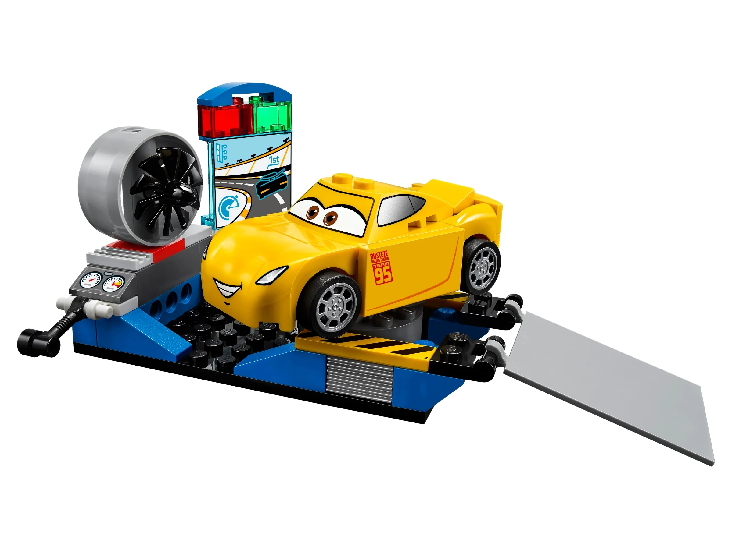 Cruz Ramirez Race Simulator - Image 4