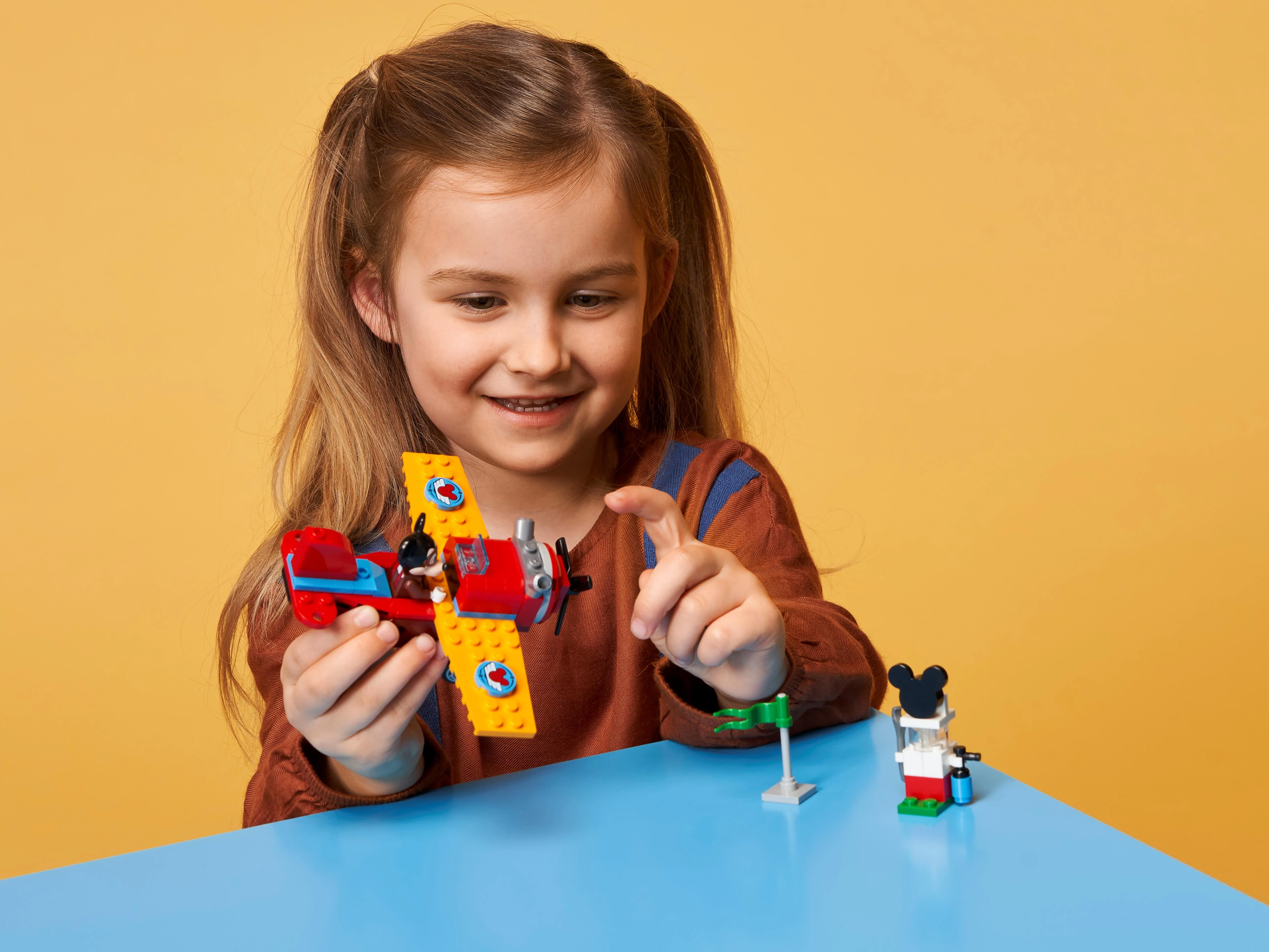 Mickey Mouse's Propeller Plane - Image 10