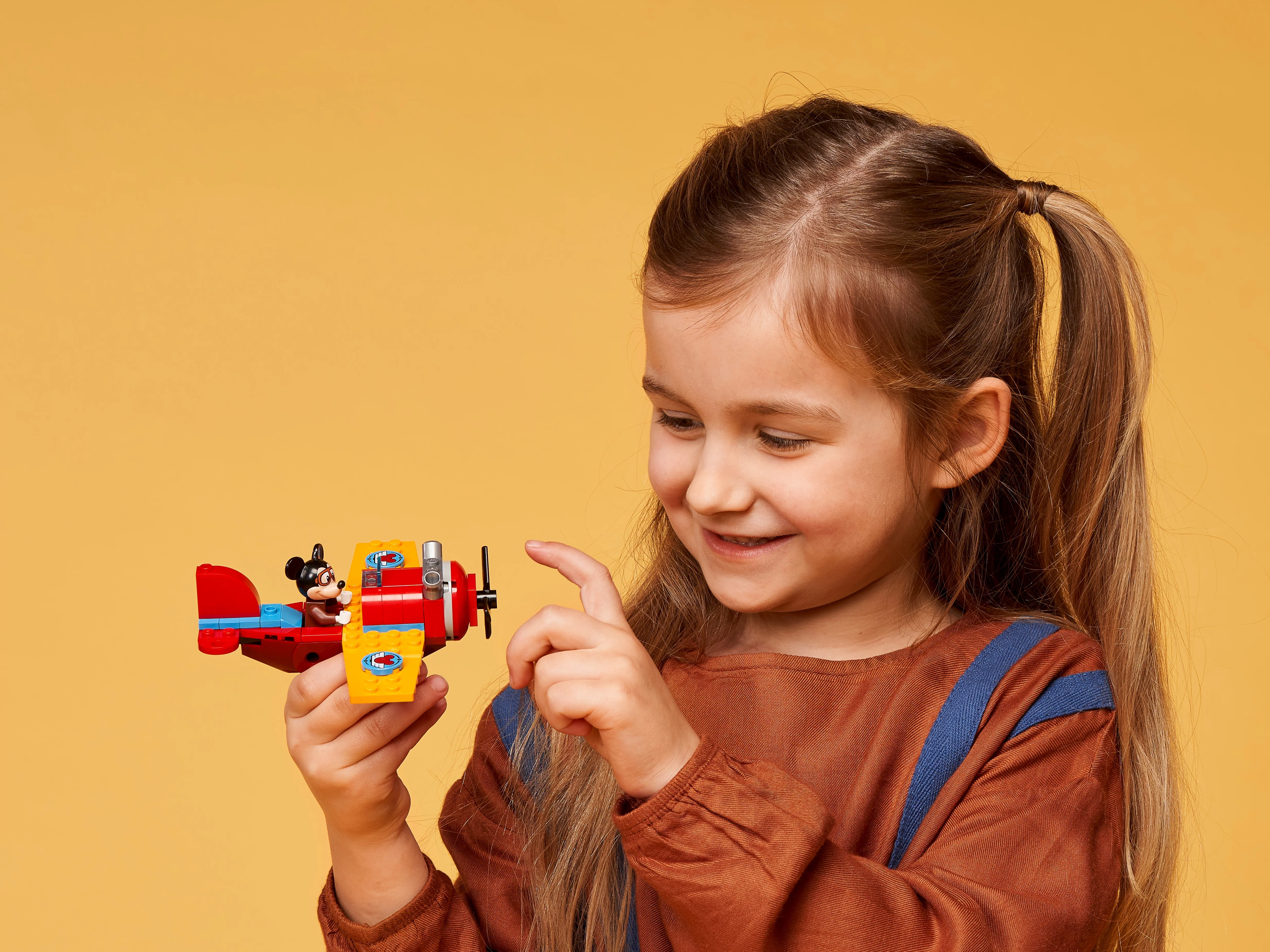 Mickey Mouse's Propeller Plane - Image 9