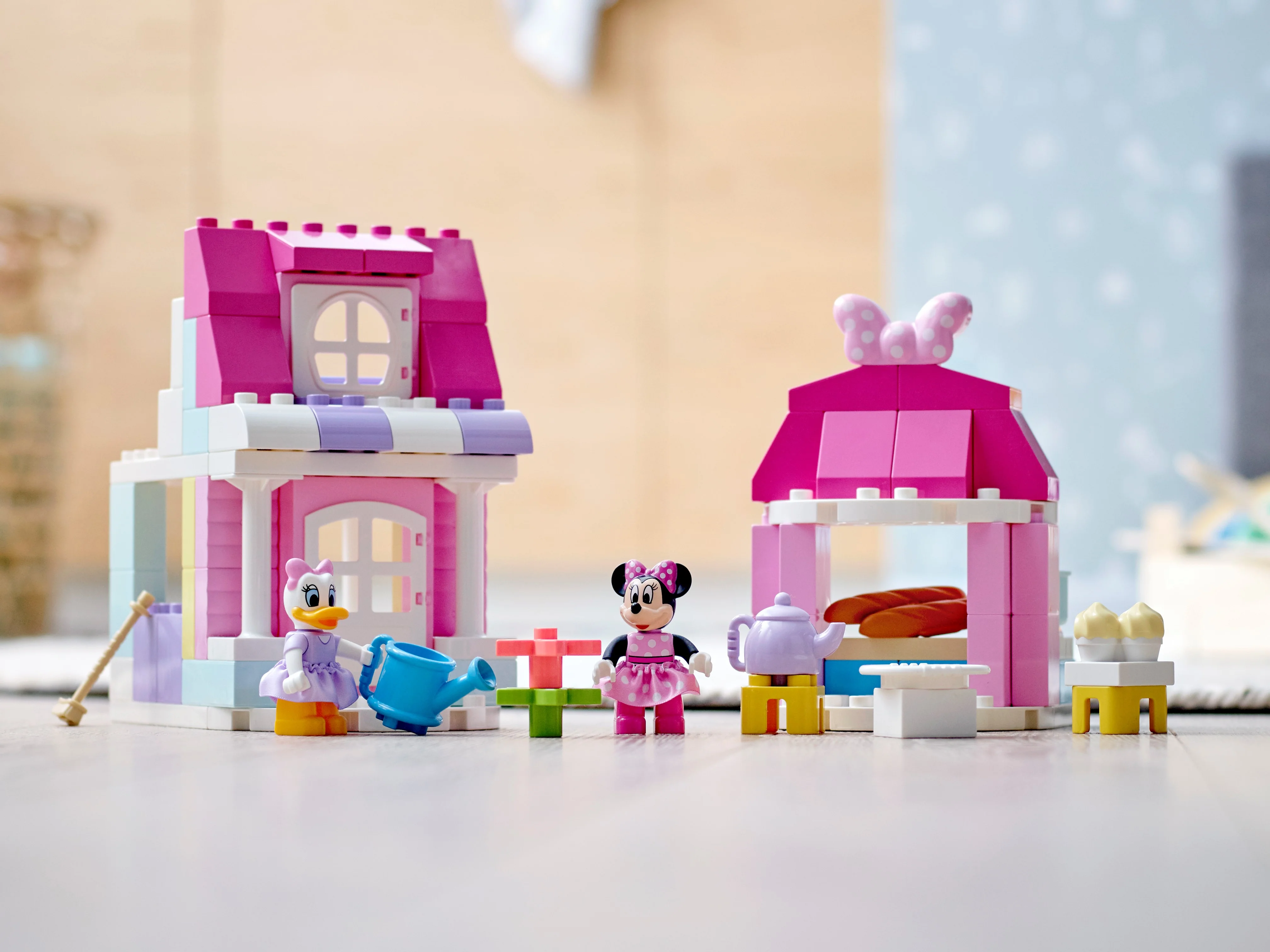 Minnie's House and Cafe - Image 14