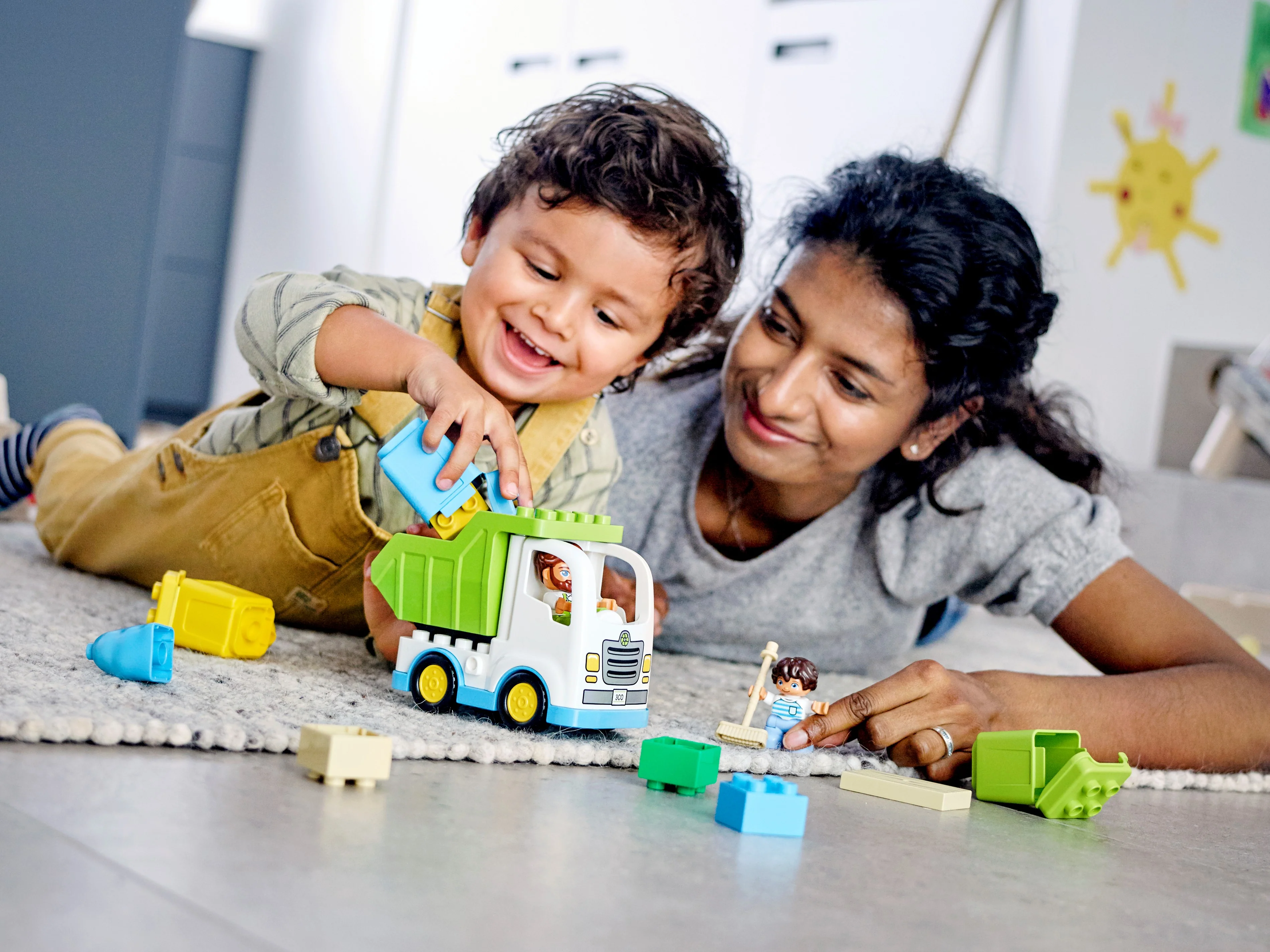 Garbage Truck and Recycling - Image 13