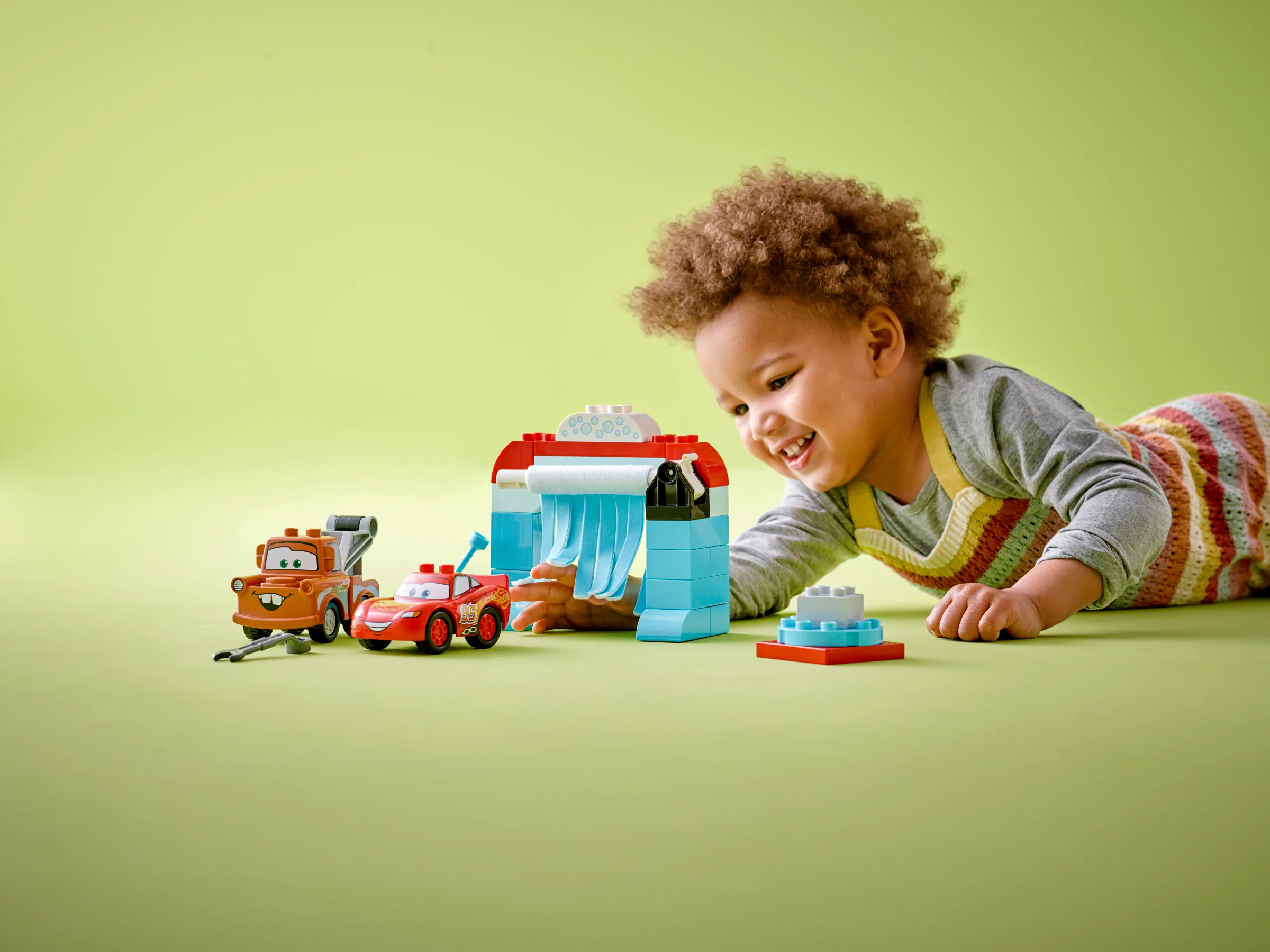 Lightning McQueen & Mater's Car Wash Fun - Image 6
