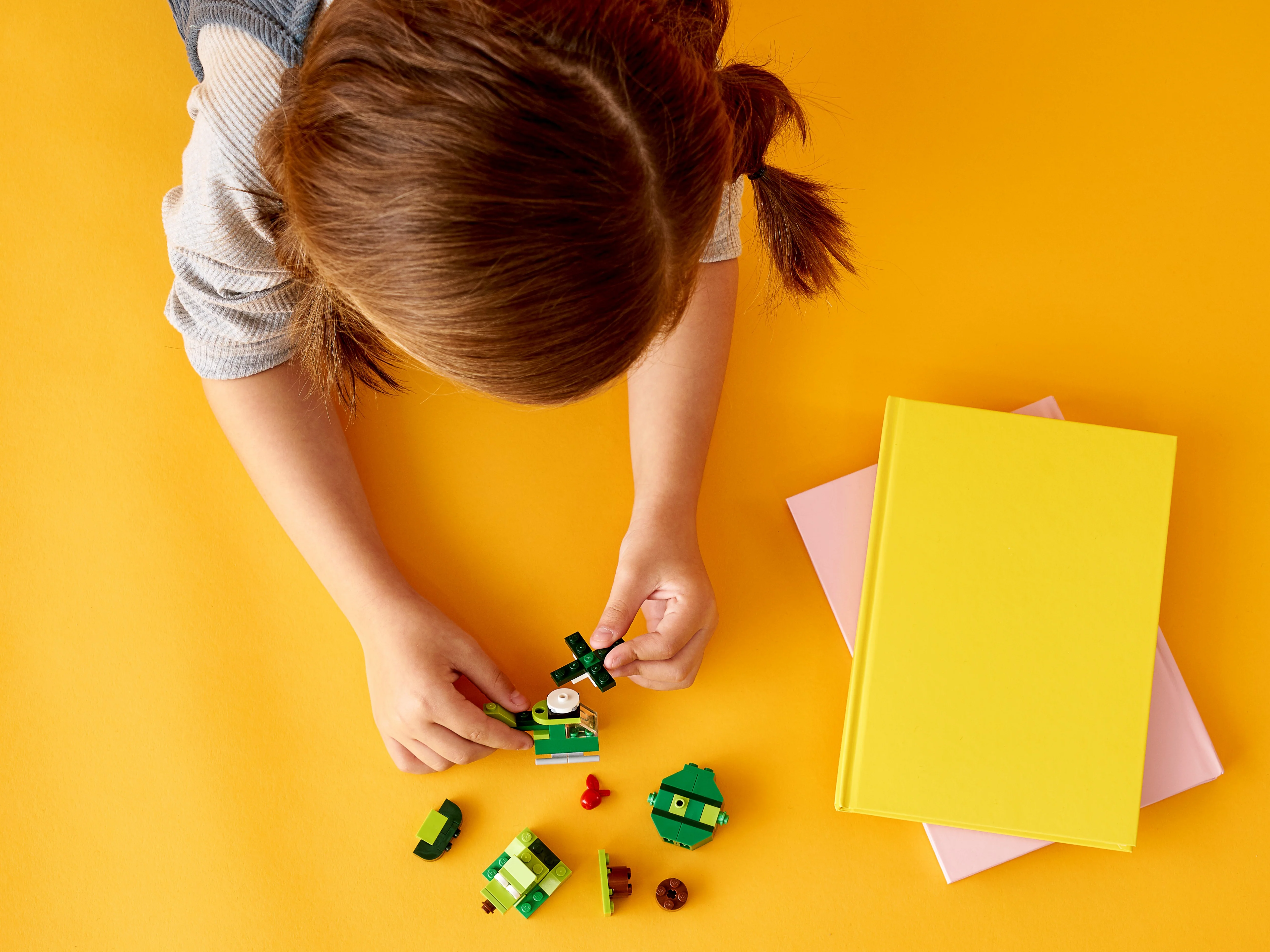 Creative Green Bricks - Image 8