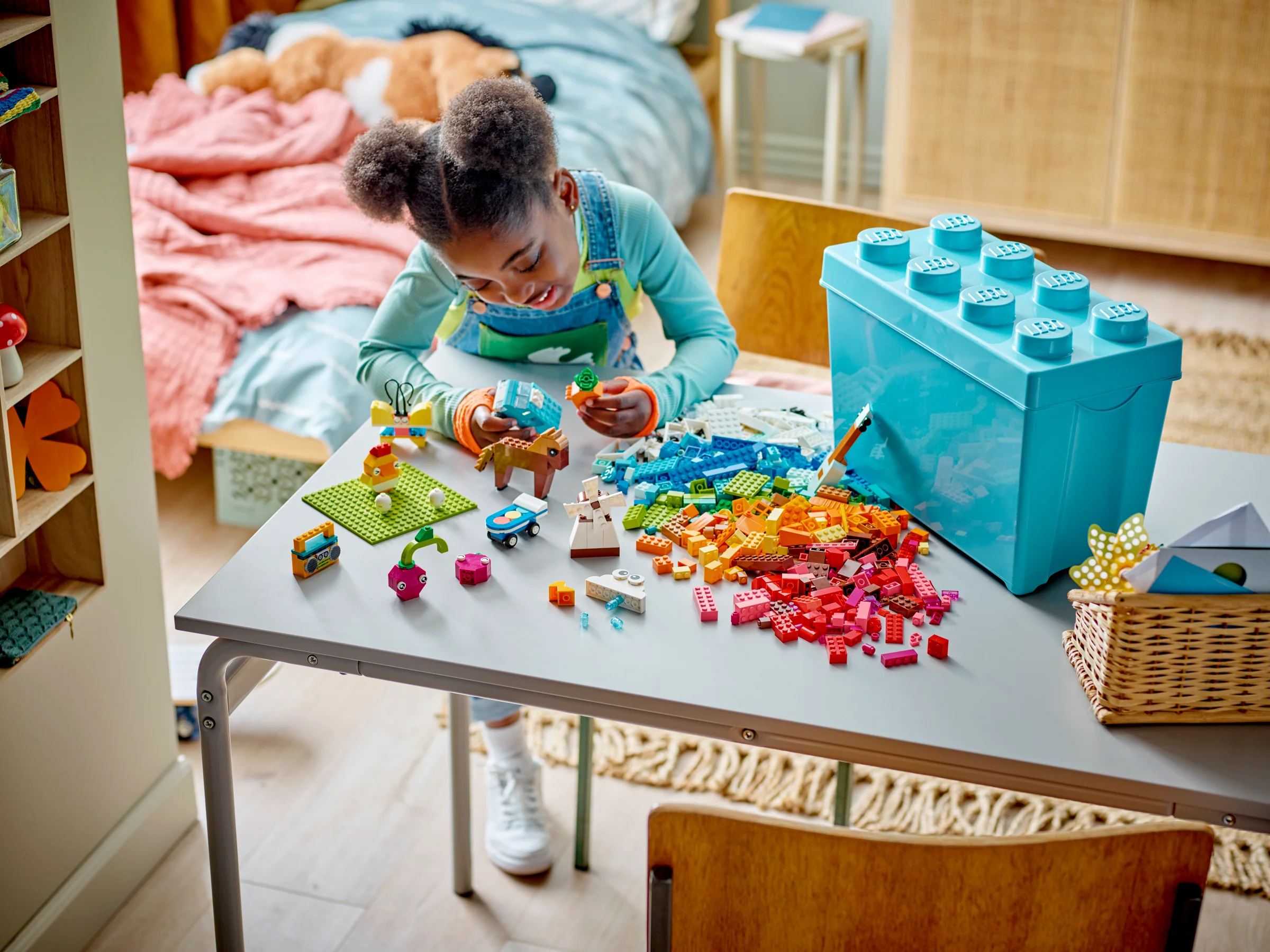 Vibrant Creative Brick Box - Image 8