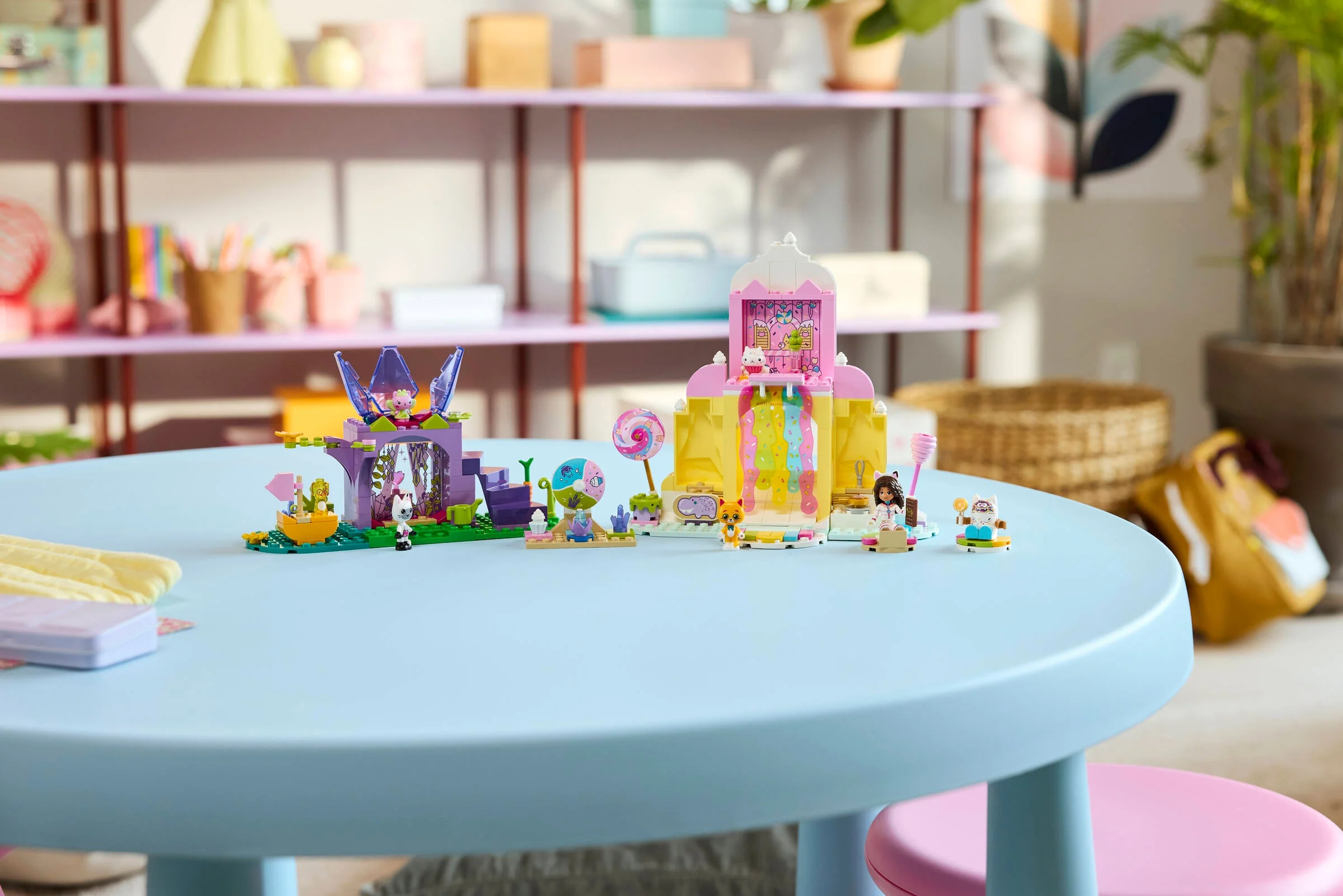 Sweet Treat Mountain & Kitty Garden - Image 8