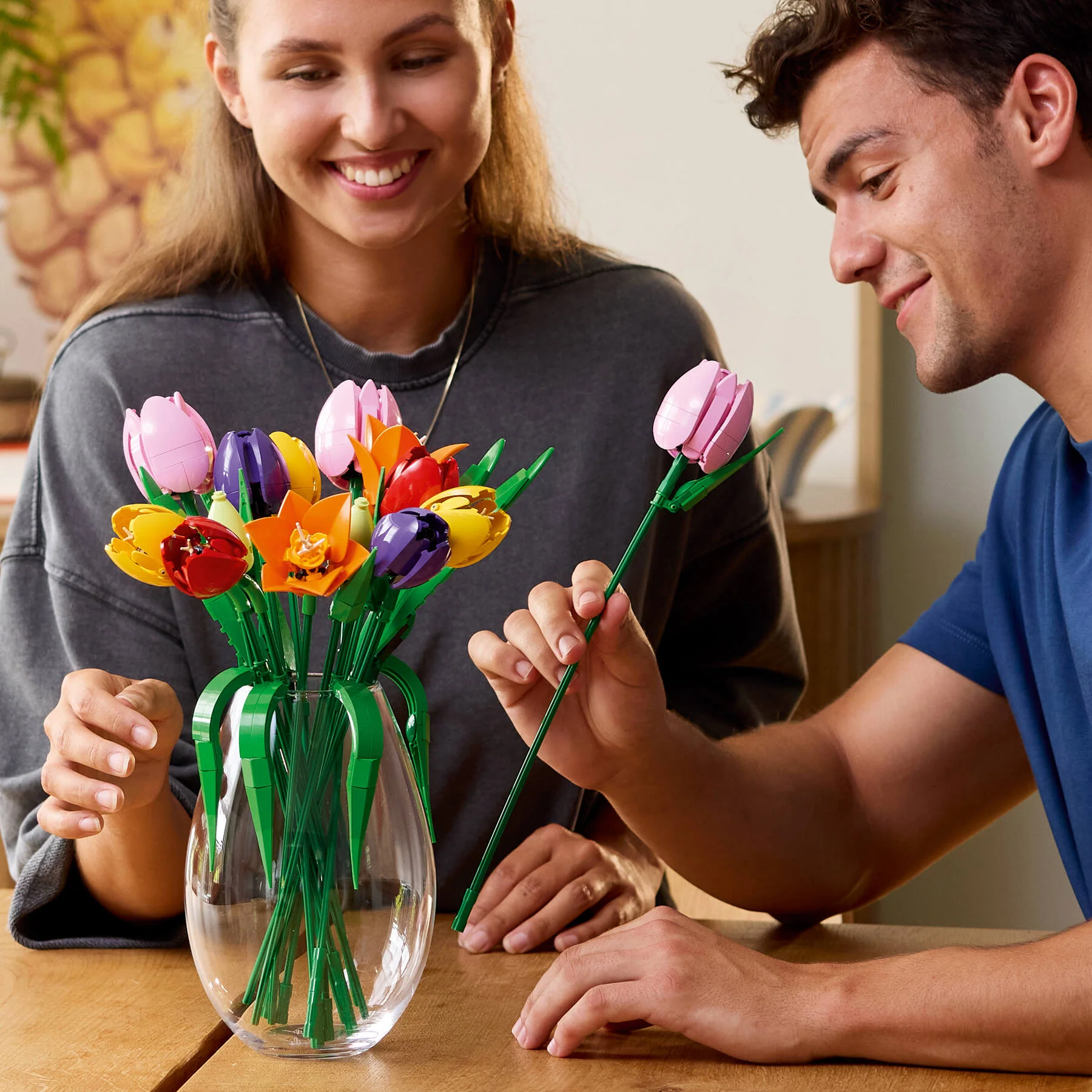 Tulip Bouquet - Image 7