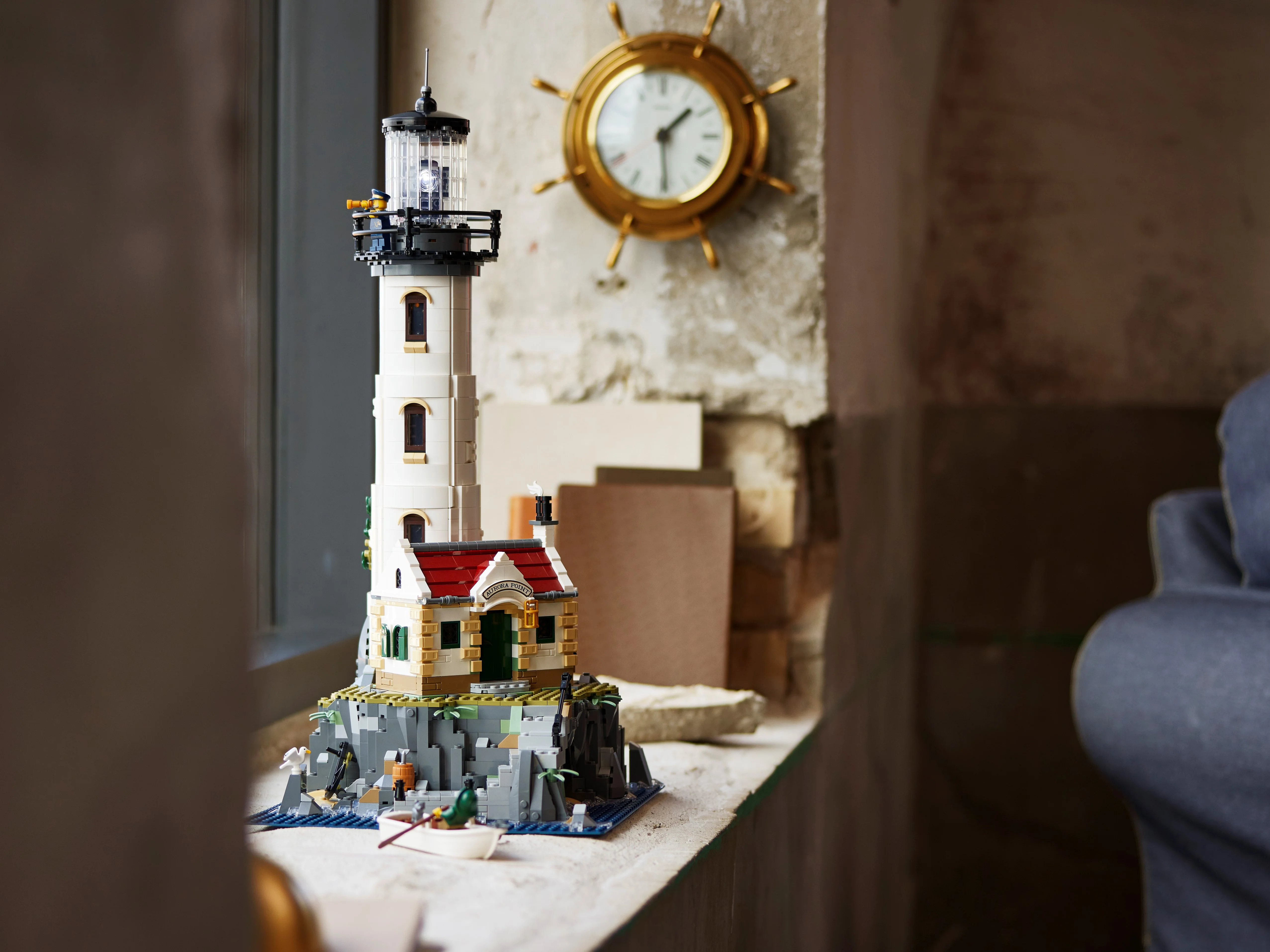 Motorized Lighthouse - Image 22