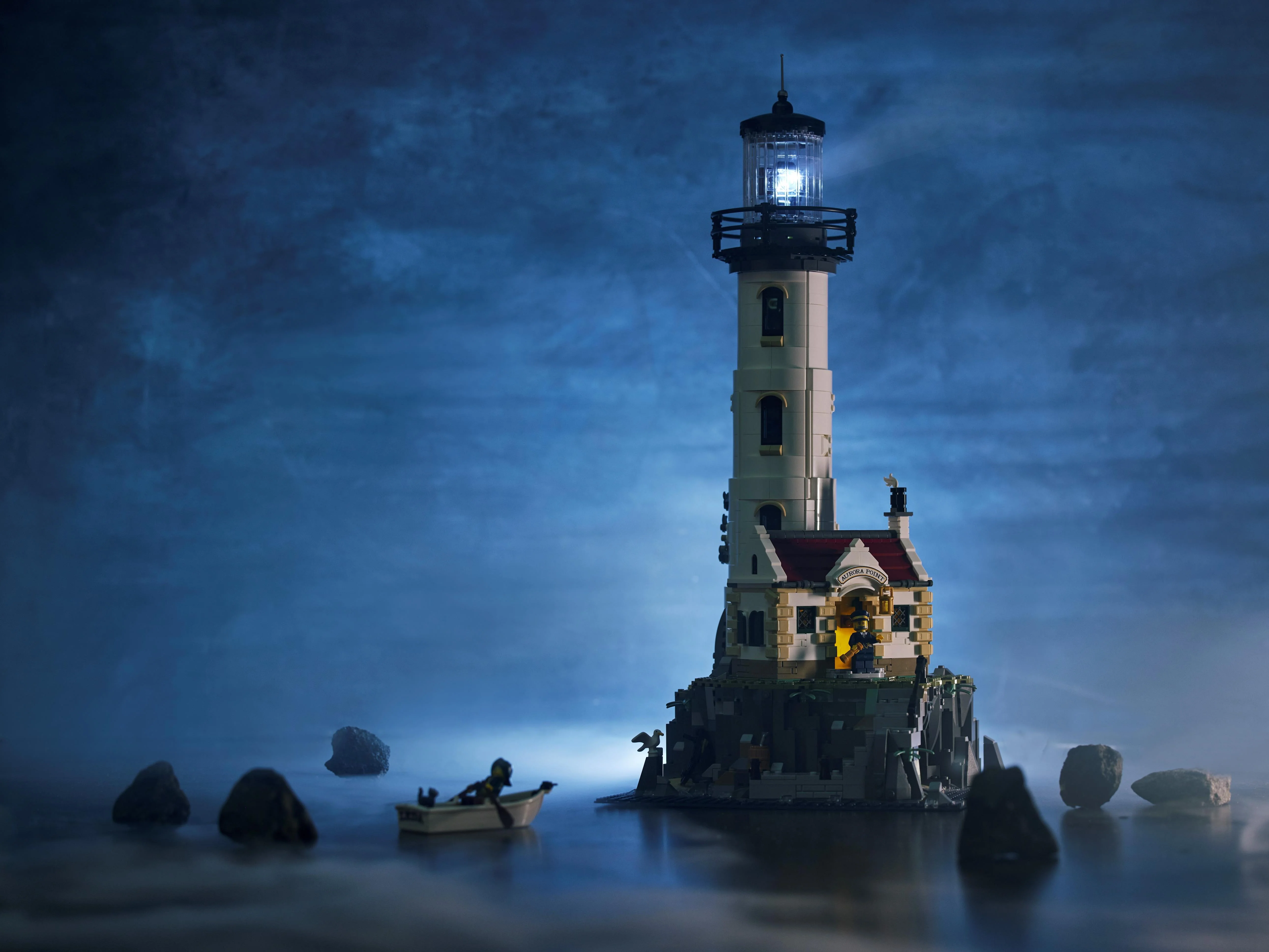 Motorized Lighthouse - Image 23