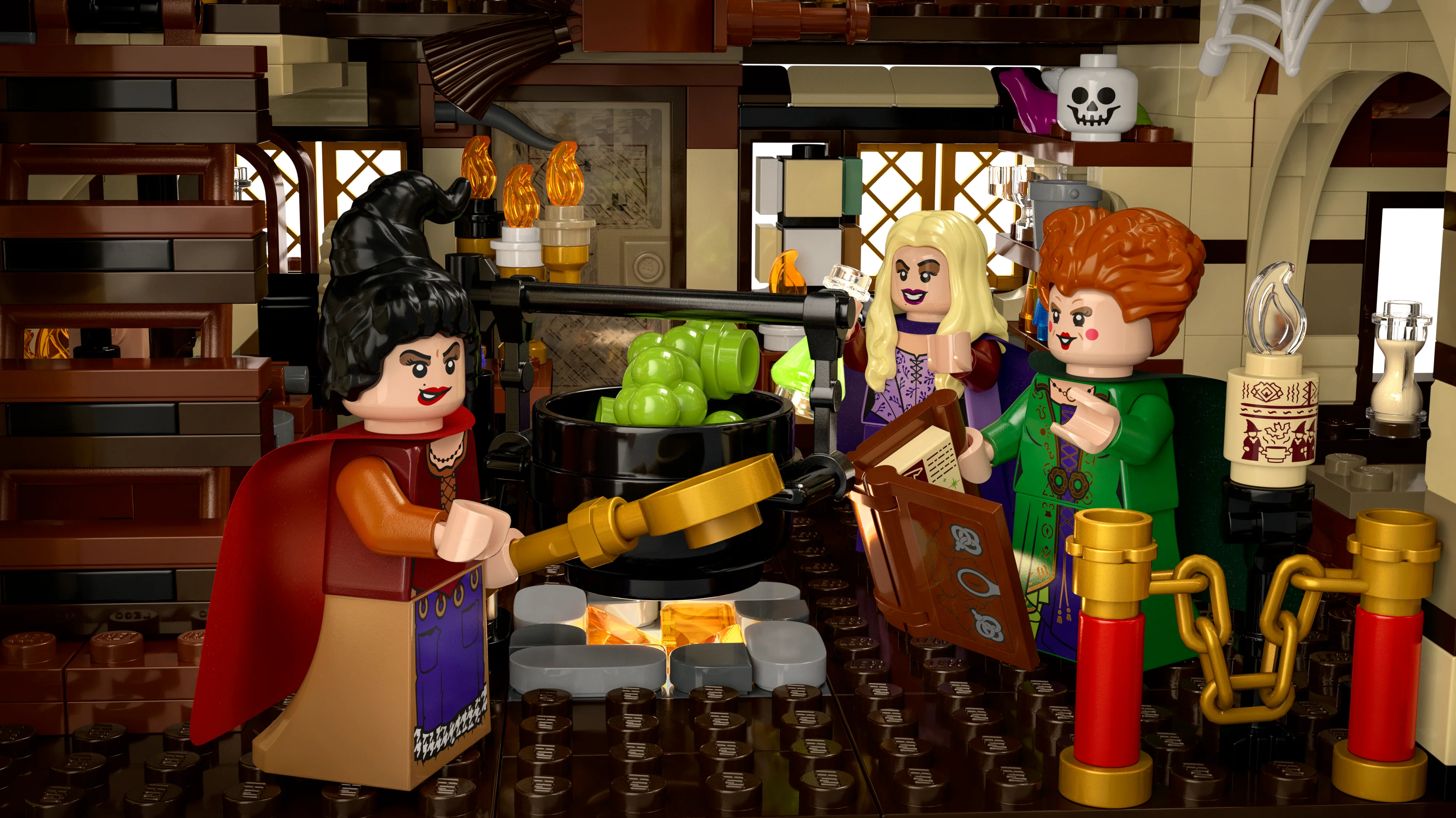 Disney Hocus Pocus: The Sanderson Sisters' Cottage - Image 7