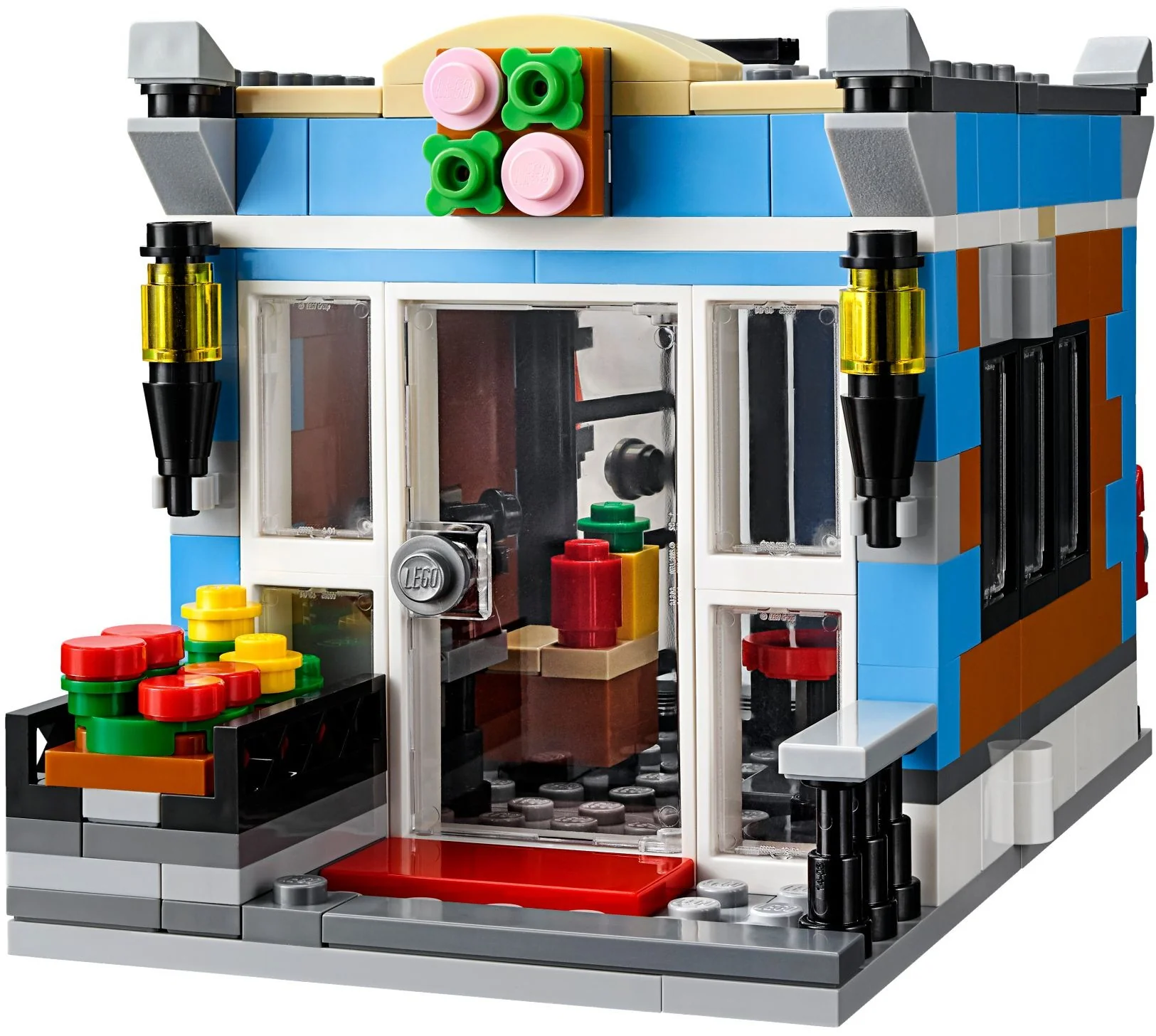 Corner Deli - Image 6