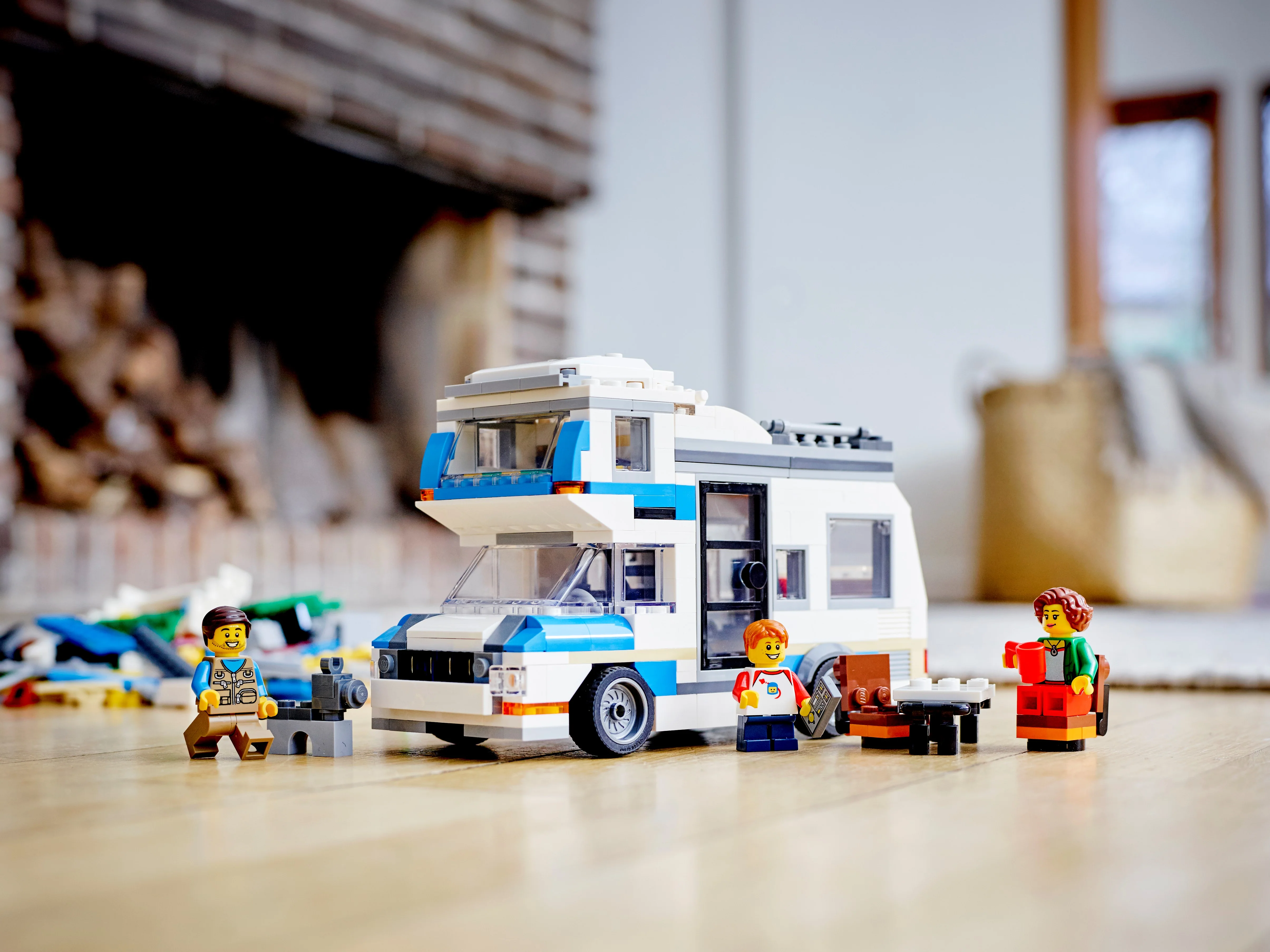 Caravan Family Holiday - Image 11