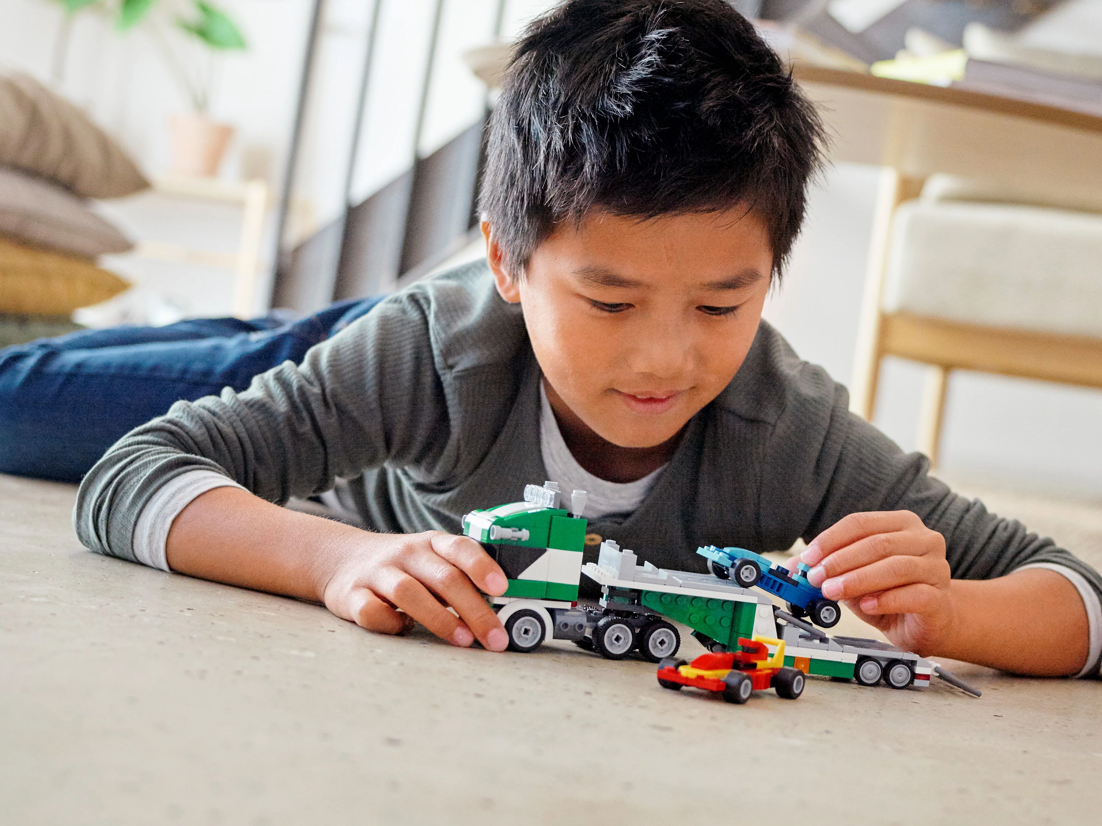 Race Car Transporter - Image 14