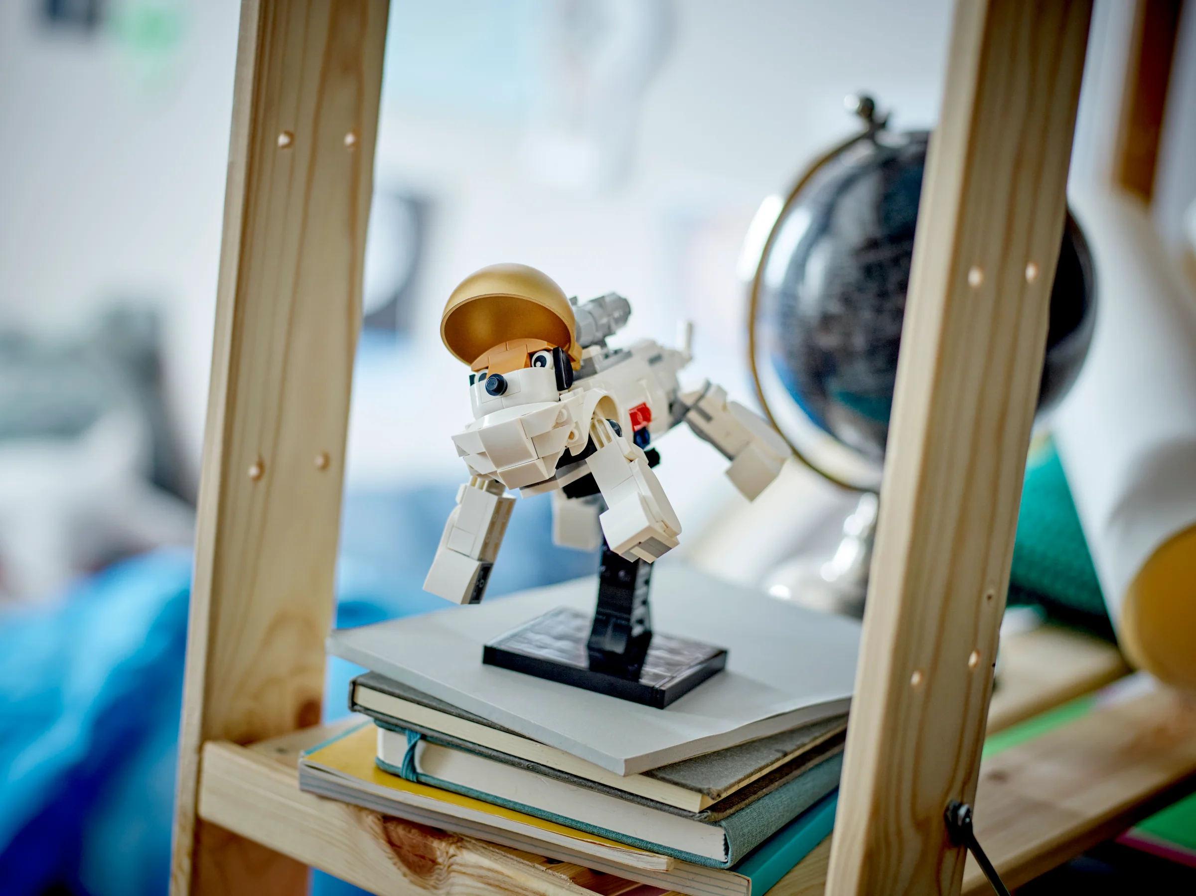 Space Astronaut - Image 11