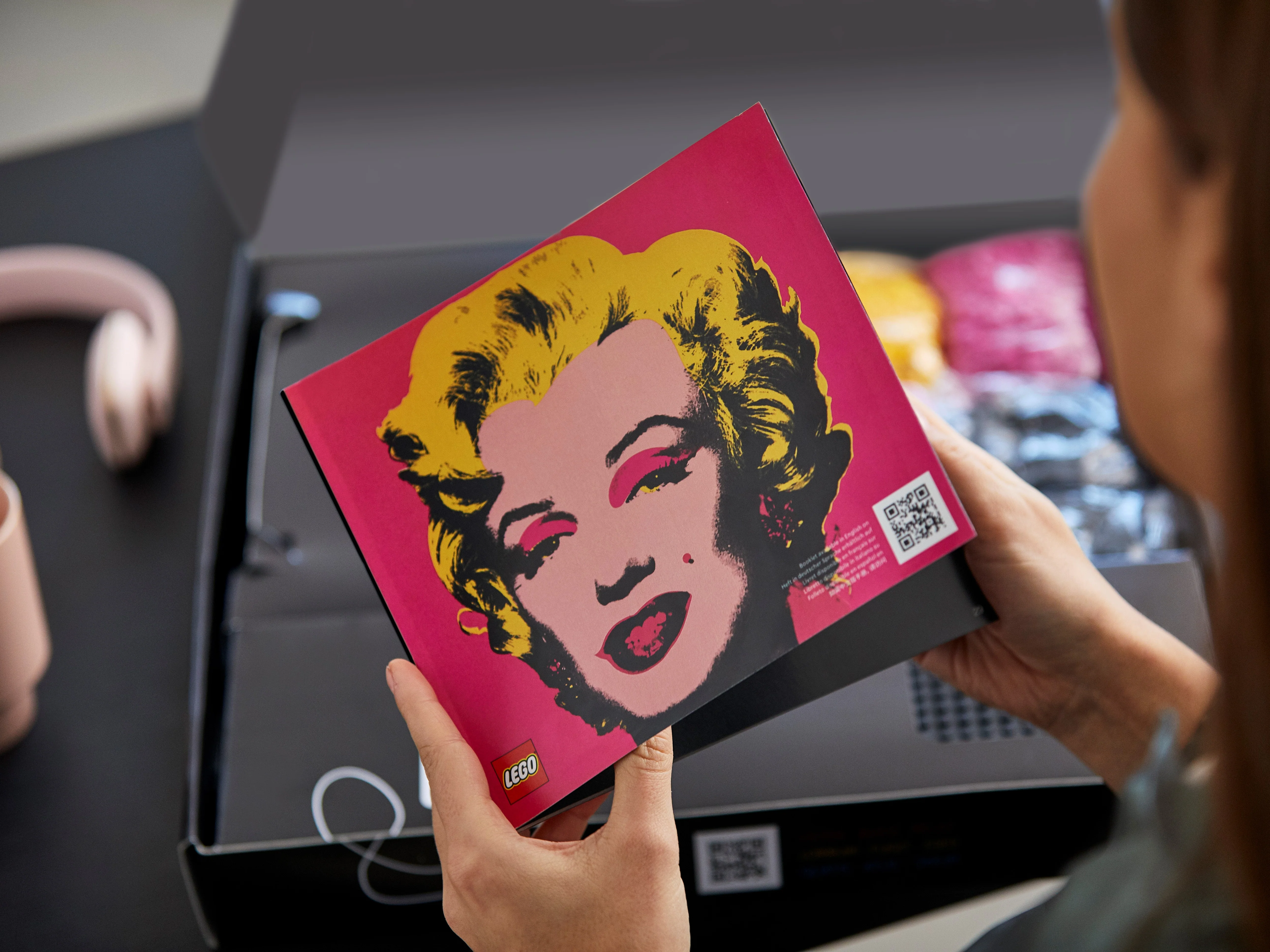 Andy Warhol's Marilyn Monroe - Image 15