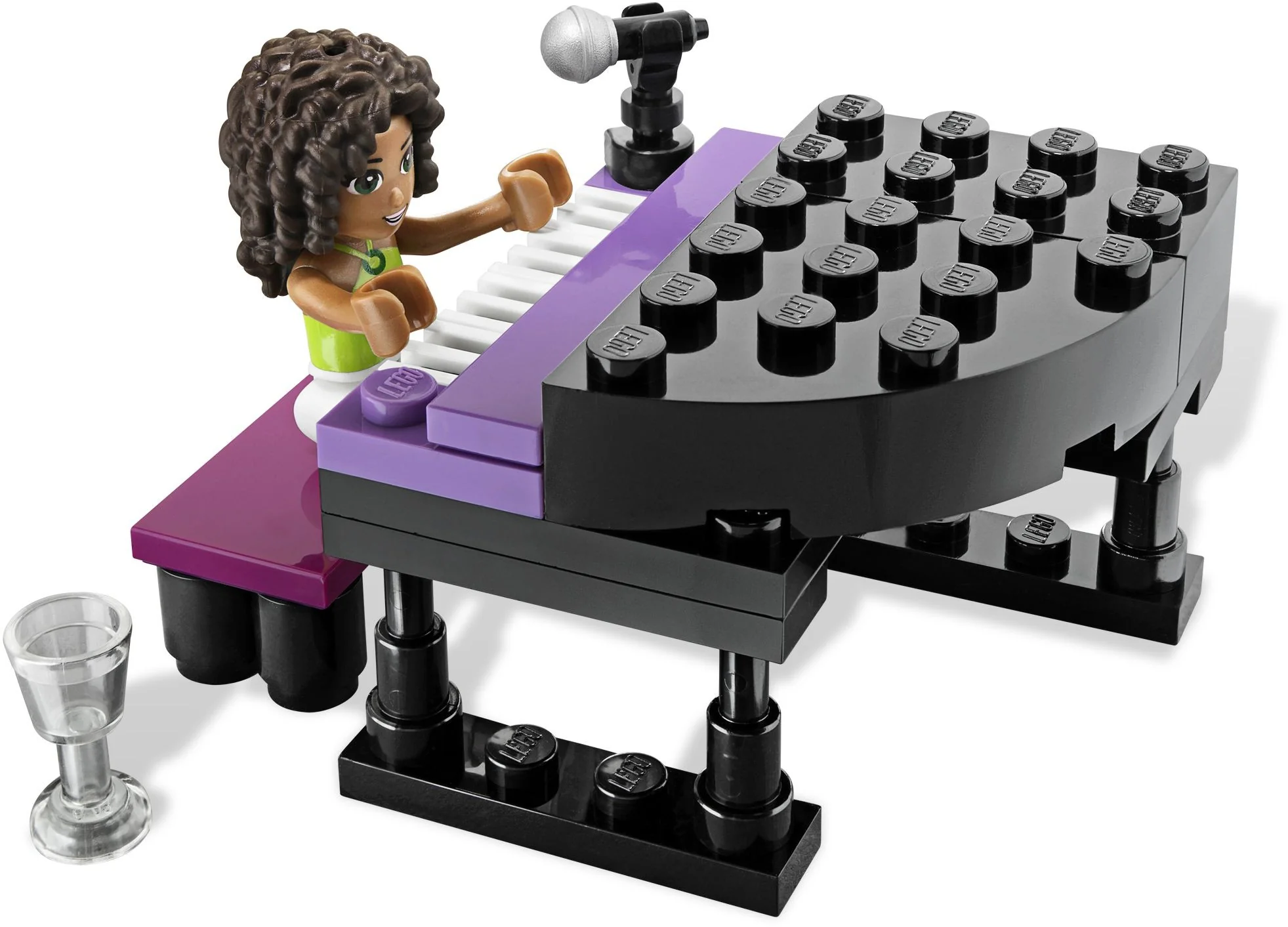 Andrea's Stage - Image 4