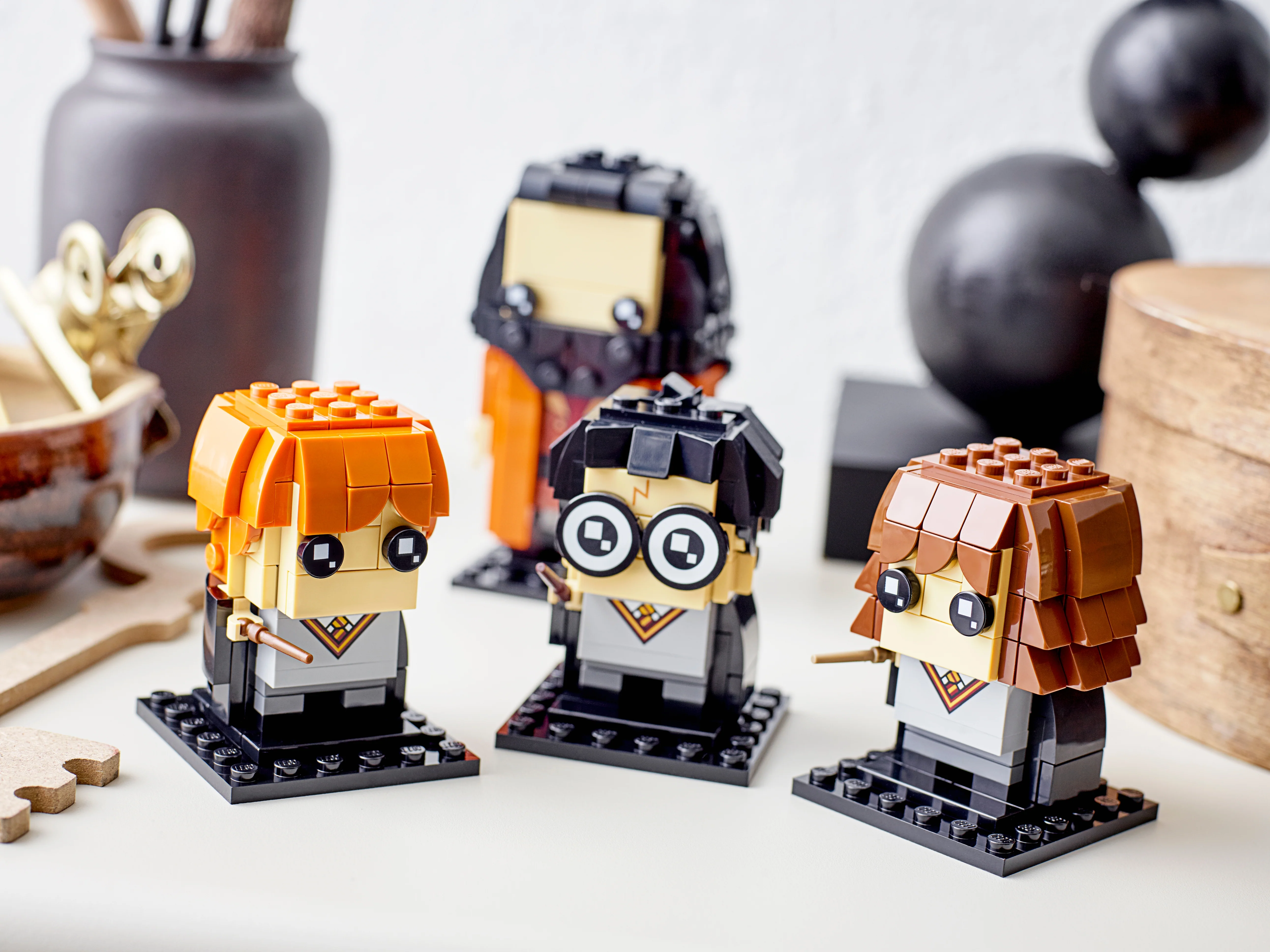 Harry, Hermione, Ron & Hagrid - Image 6