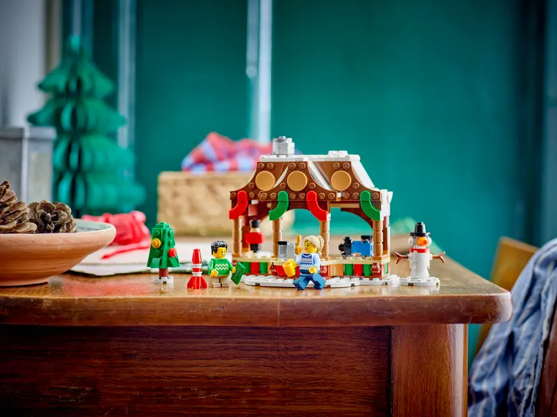 Winter Market Stall - Image 4