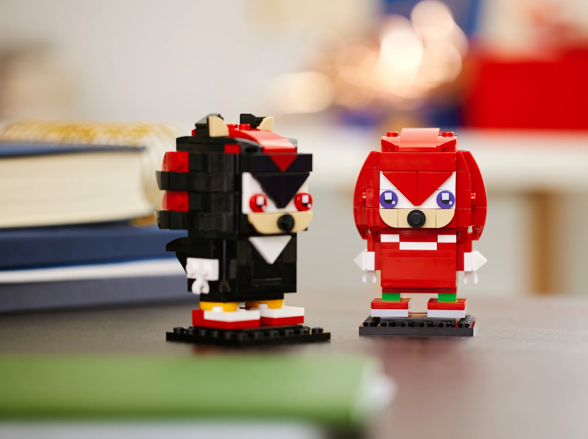 Knuckles & Shadow - Image 4