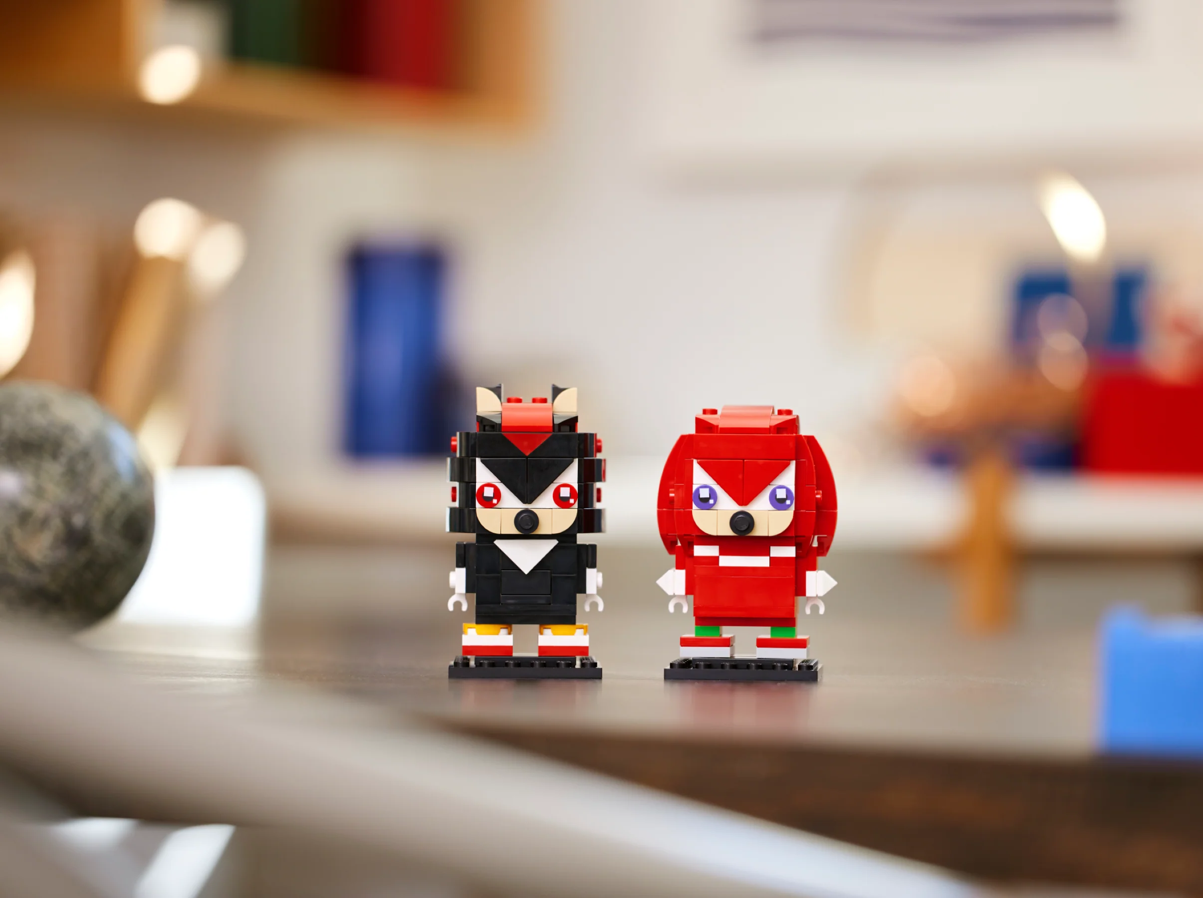 Knuckles & Shadow - Image 5