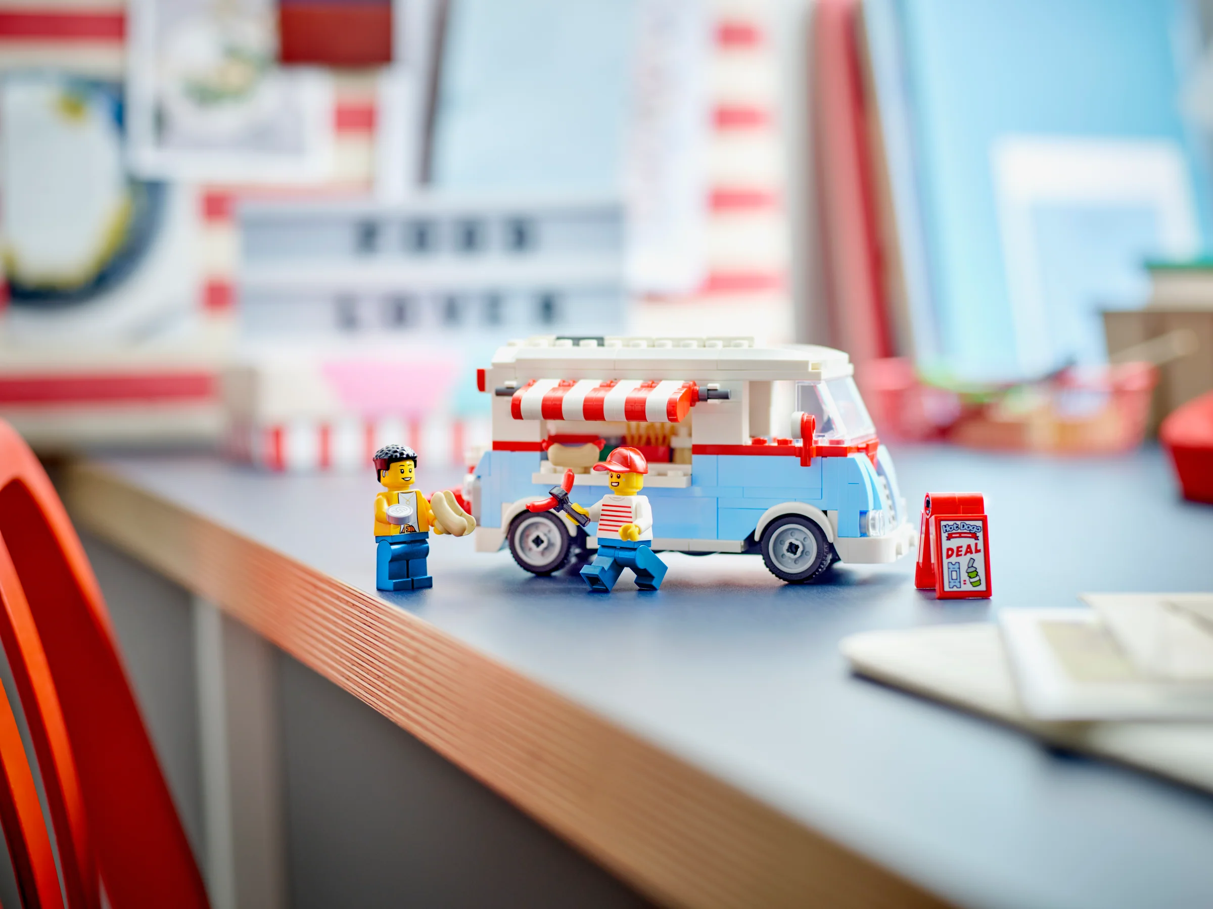 Retro Food Truck - Image 3