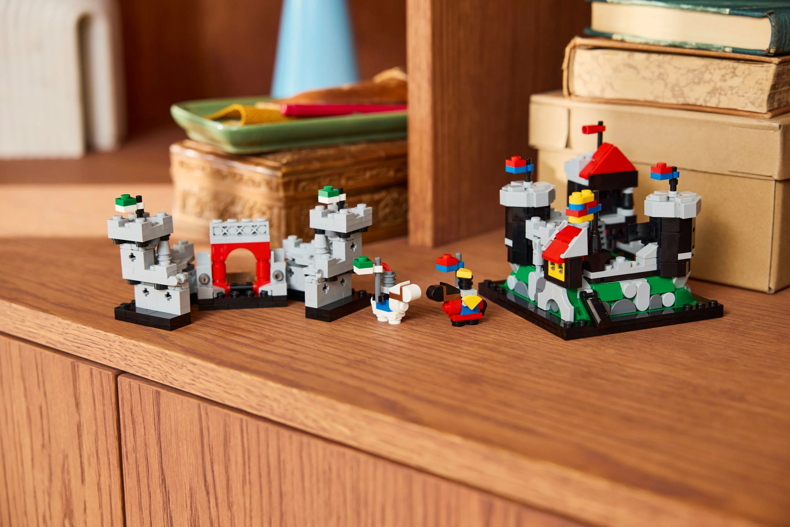 Mini Knight's Castle - Image 2