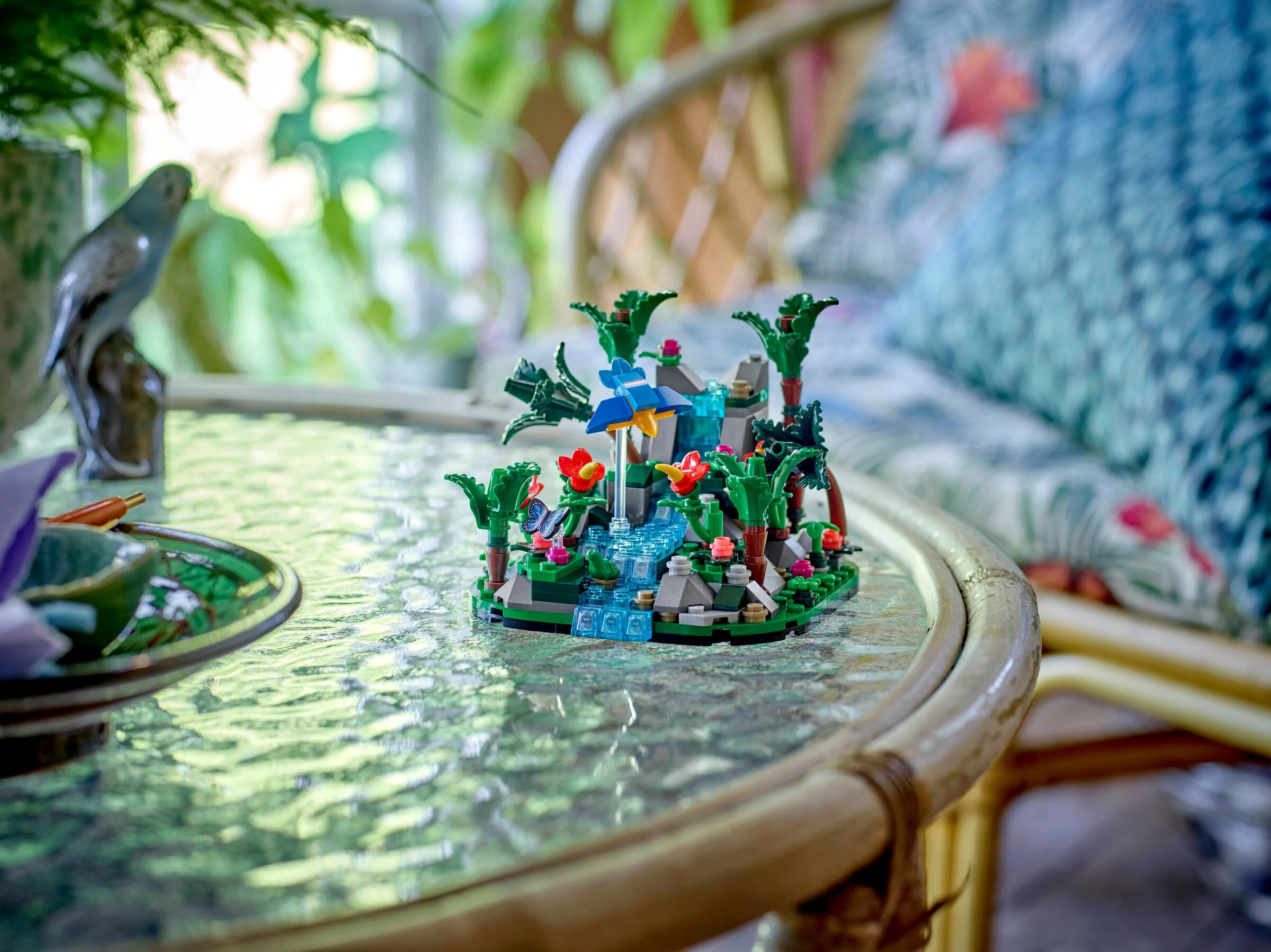 Tropical Rainforest Diorama - Image 3