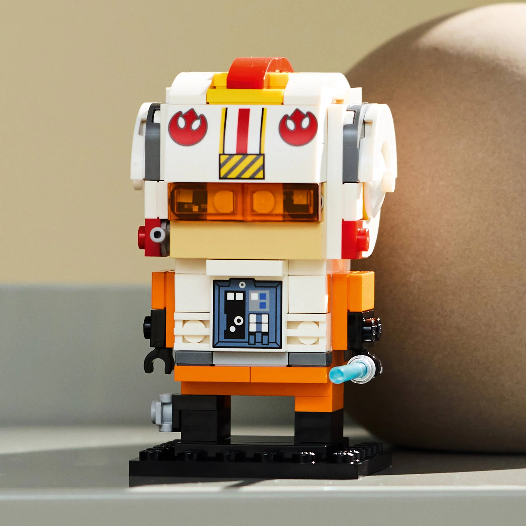 Luke Skywalker (Rebel Pilot) - Image 6
