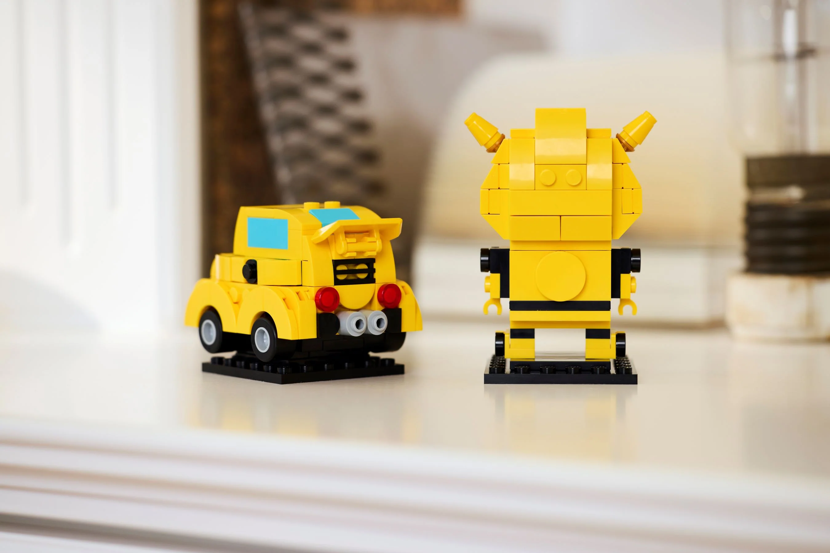 Bumblebee Robot & Vehicle - Image 6