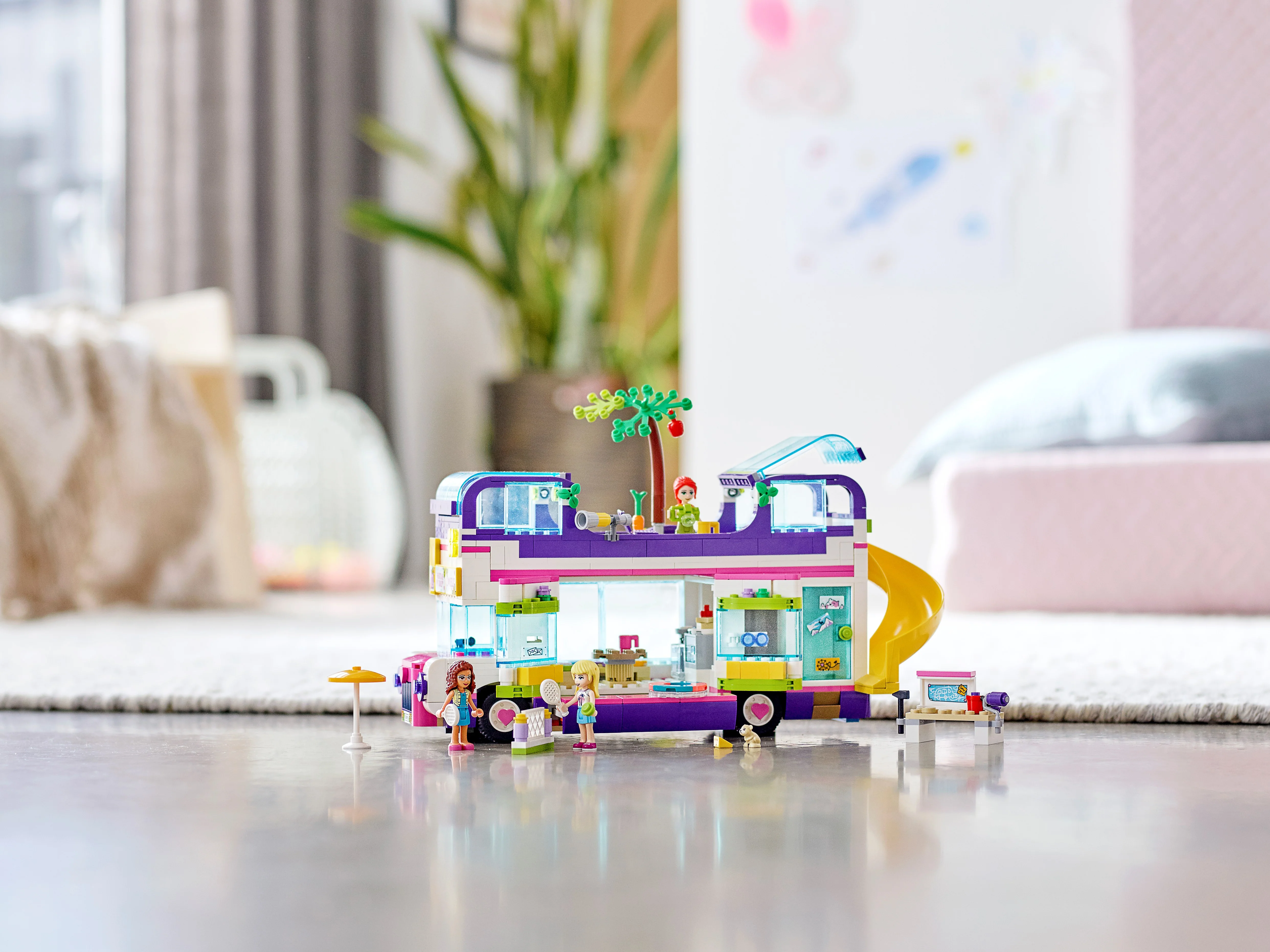 Friendship Bus - Image 11