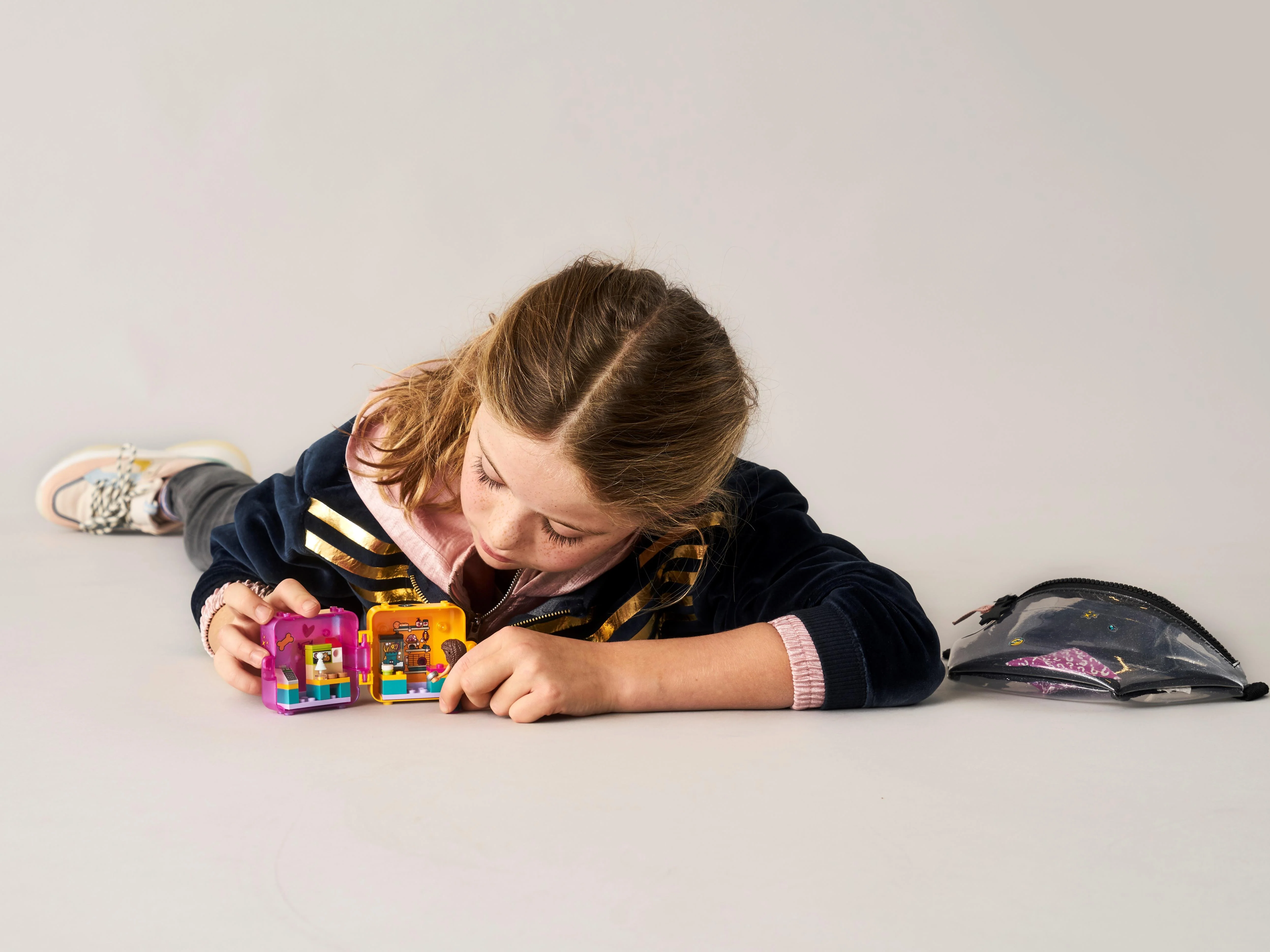Andrea's Shopping Play Cube - Image 7