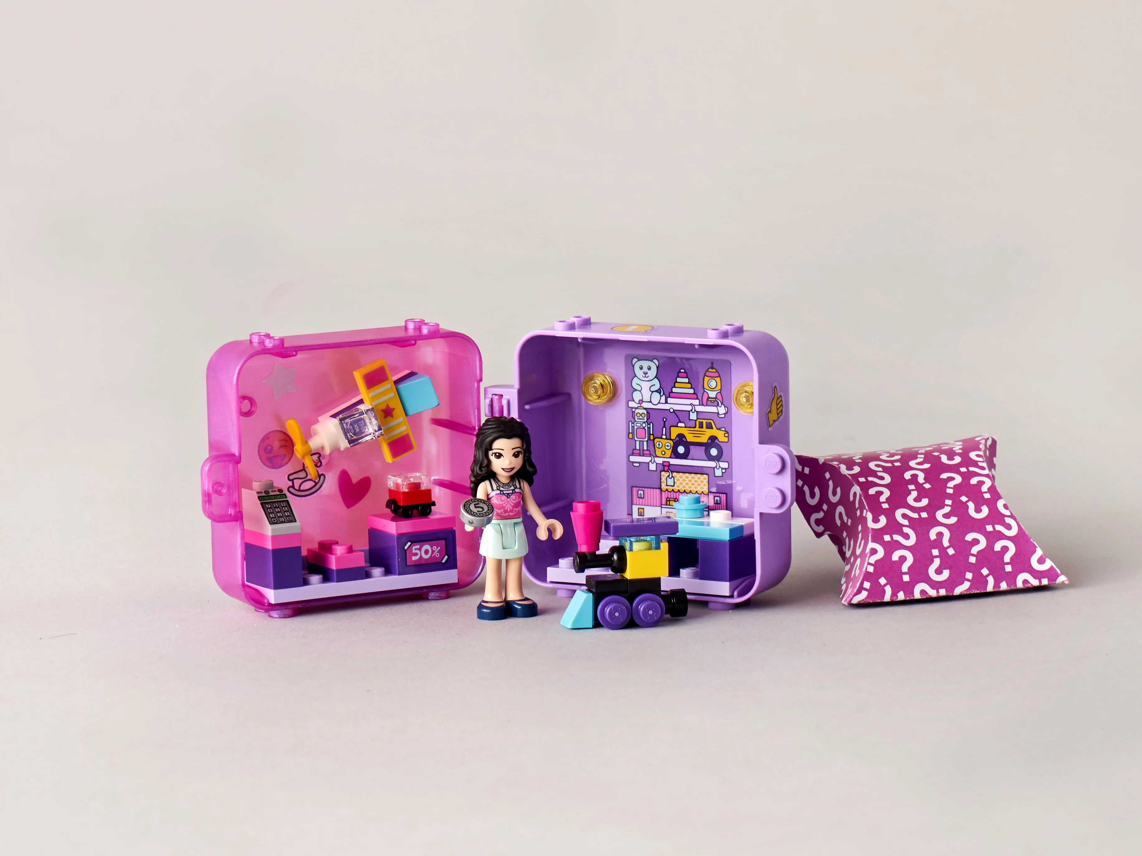 Emma's Shopping Play Cube - Image 7