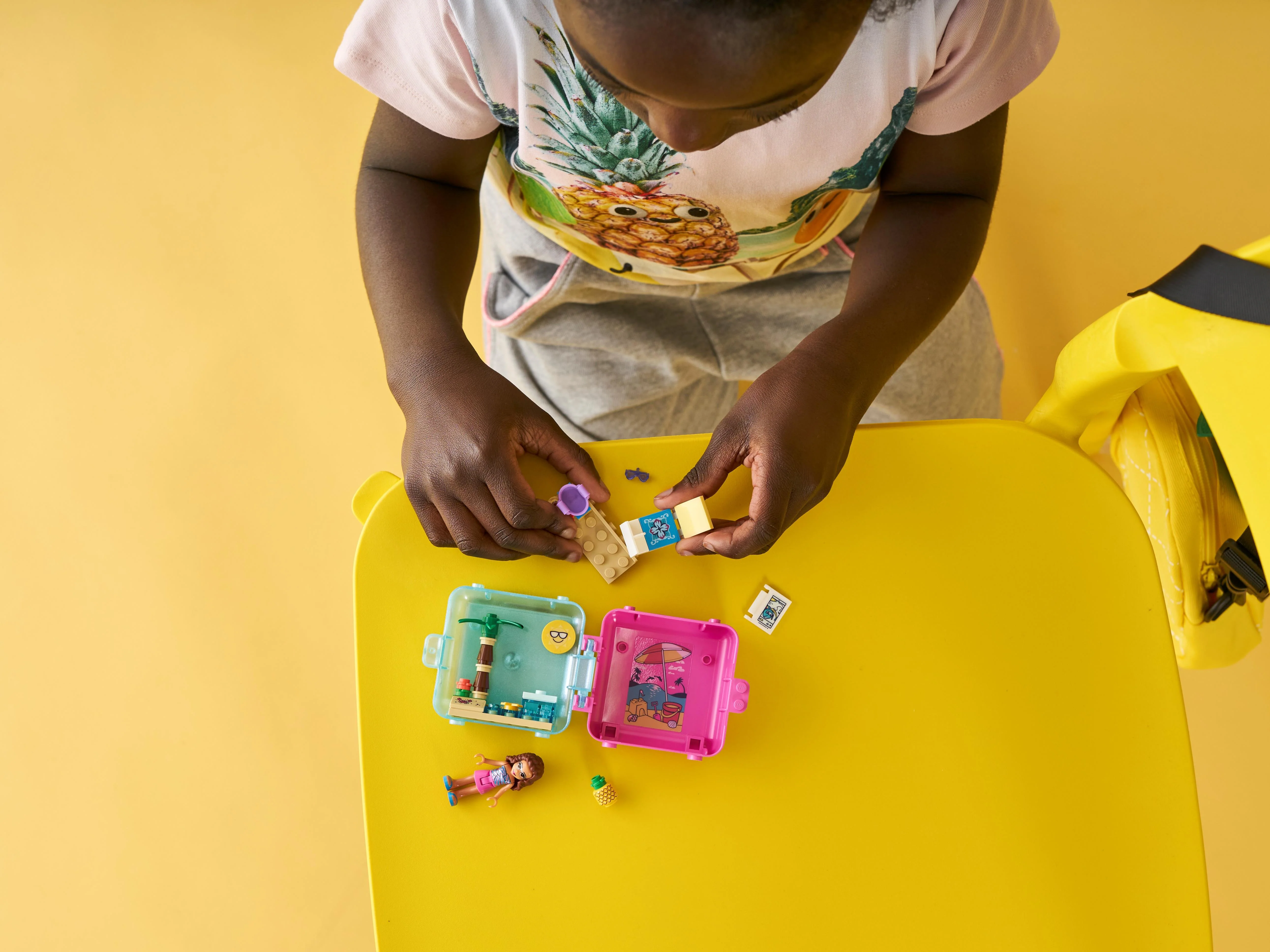 Olivia's Summer Play Cube - Image 6